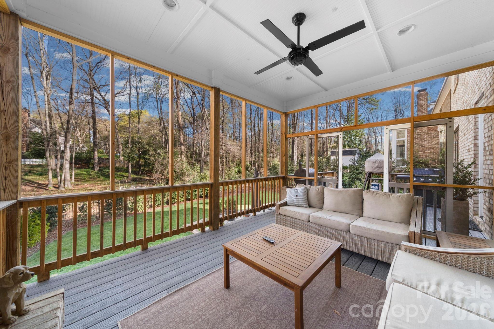 Alexander Crest - Residential