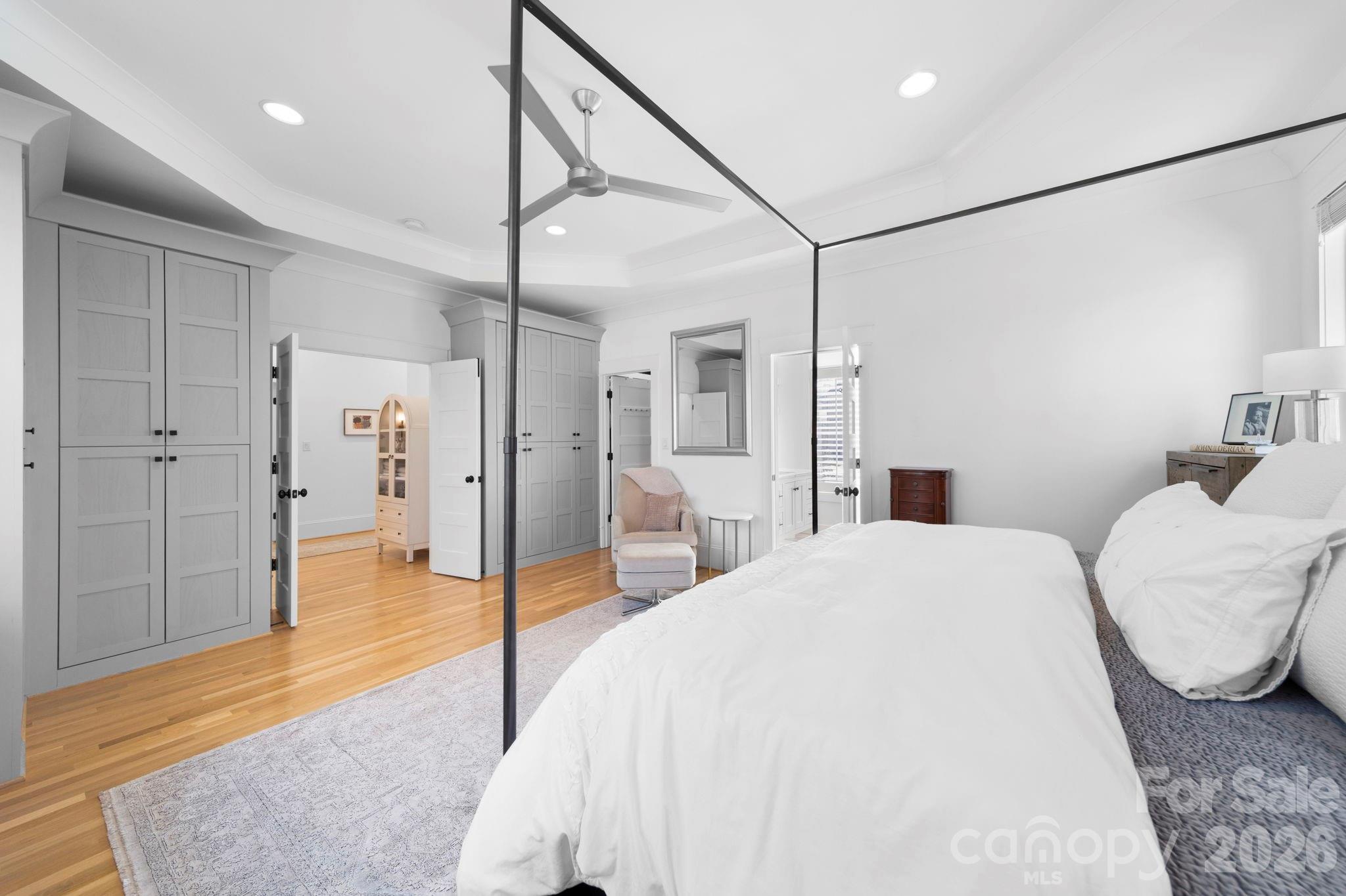 Alexander Crest - Residential