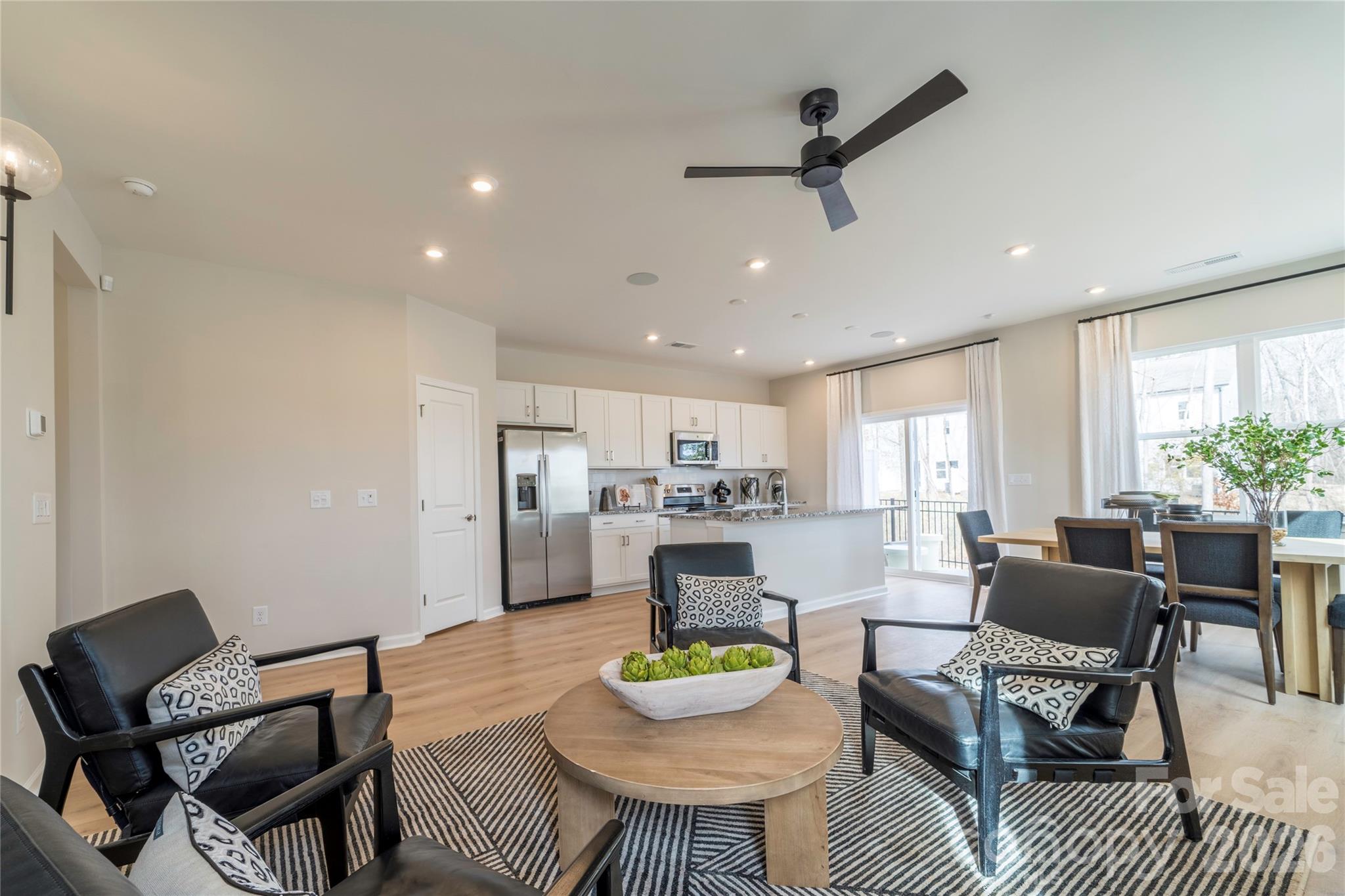 6041 Longar Lane