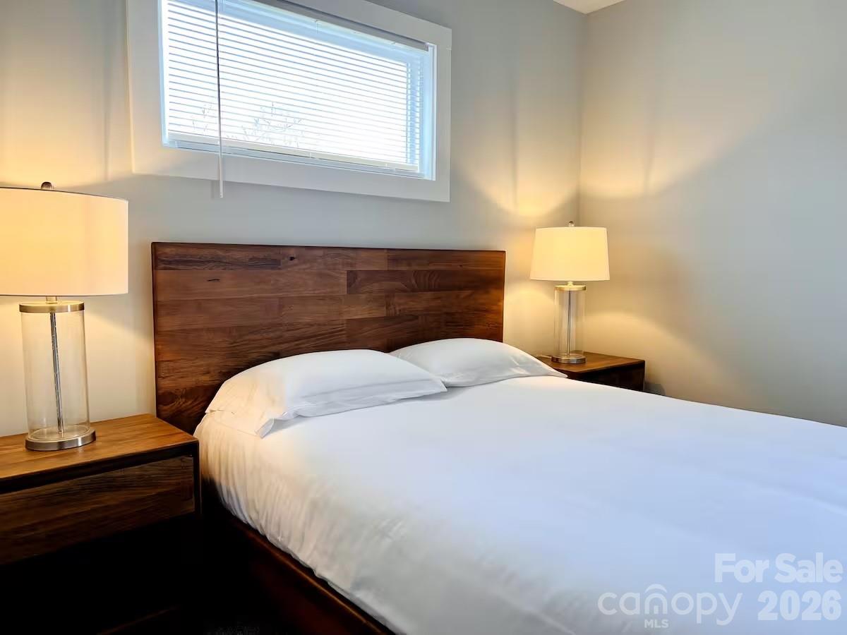 Woodfin Land Company - Residential Income