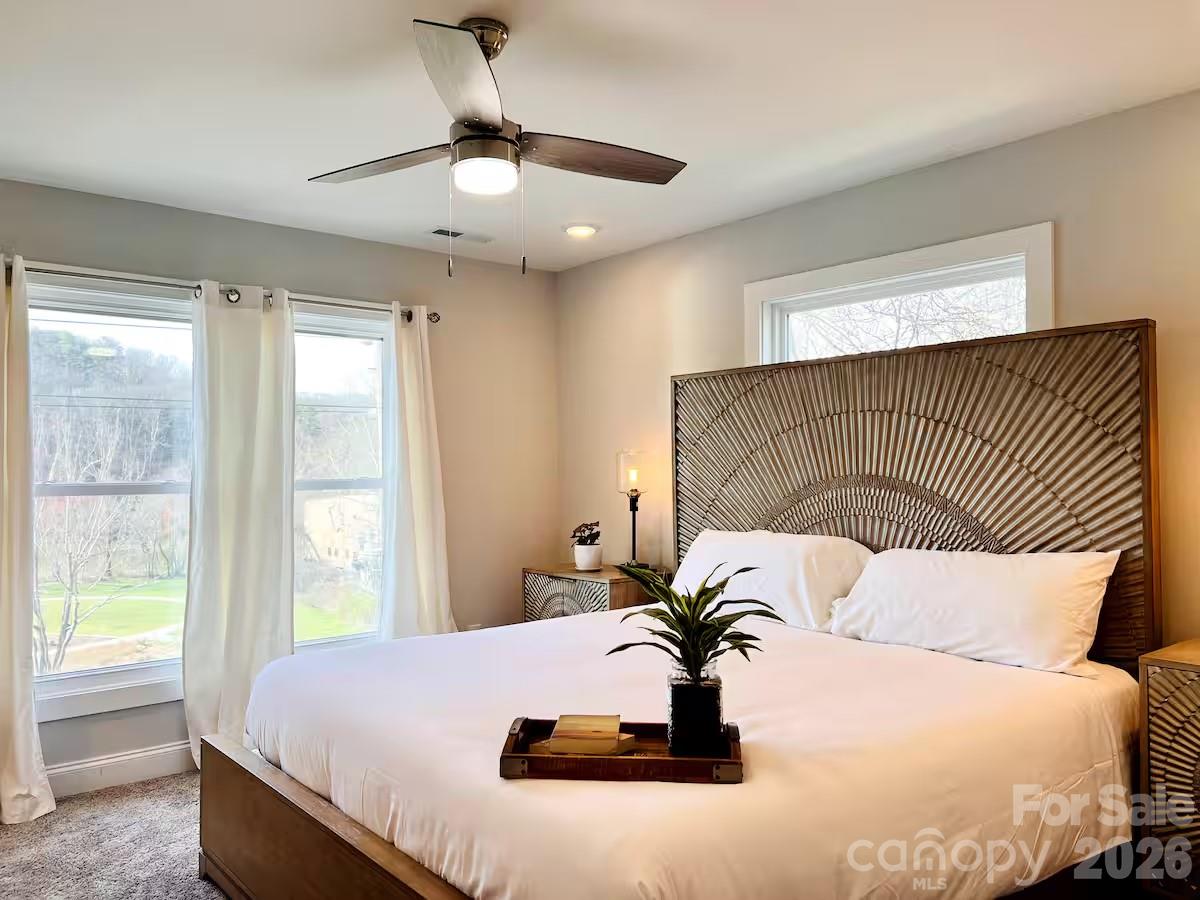 Woodfin Land Company - Residential Income