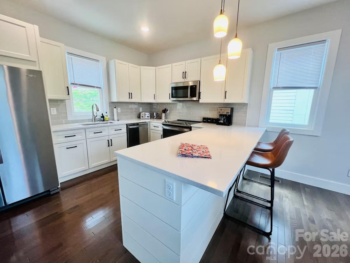 1061 and 1063 Riverside Drive