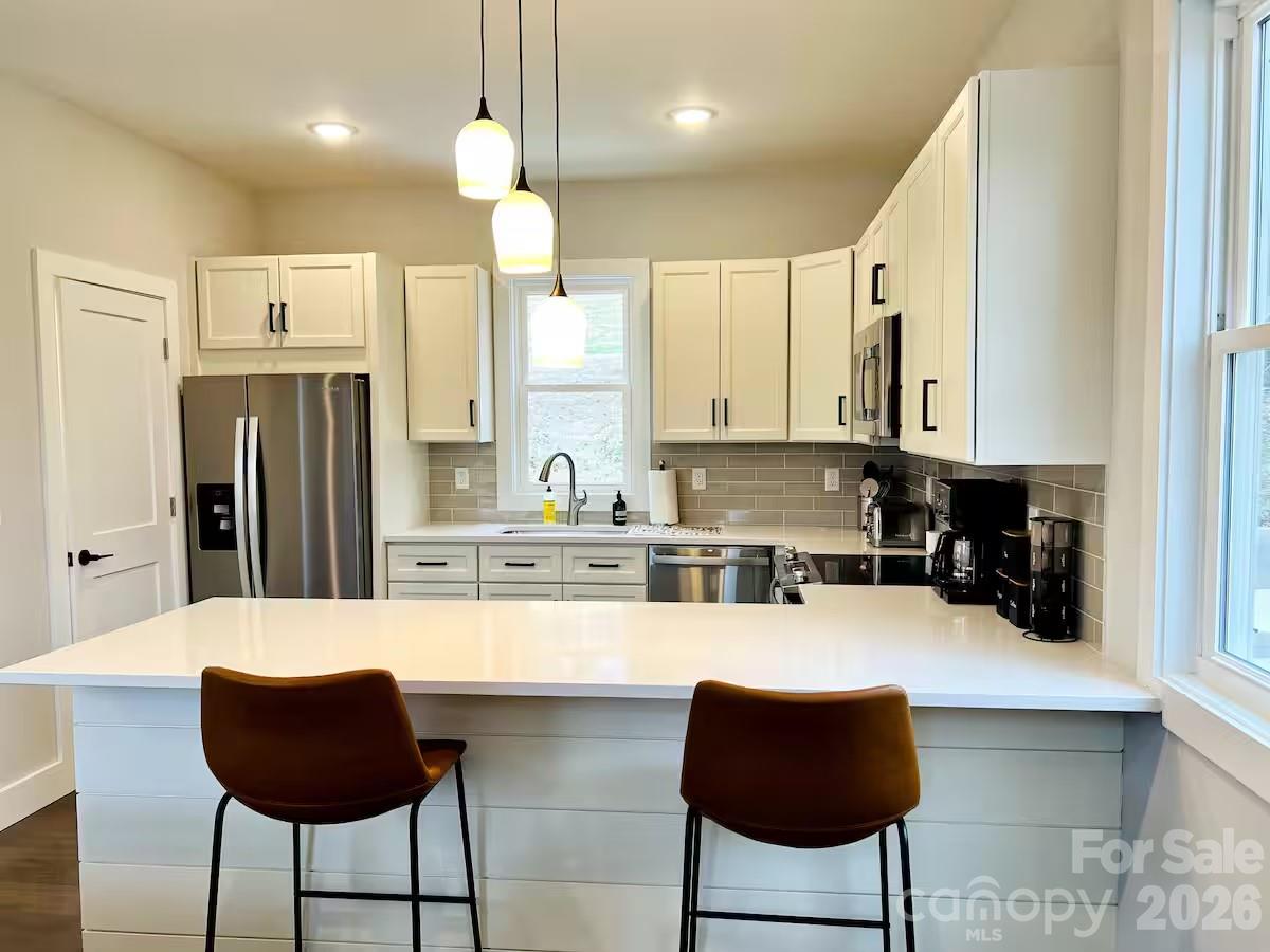 Woodfin Land Company - Residential Income