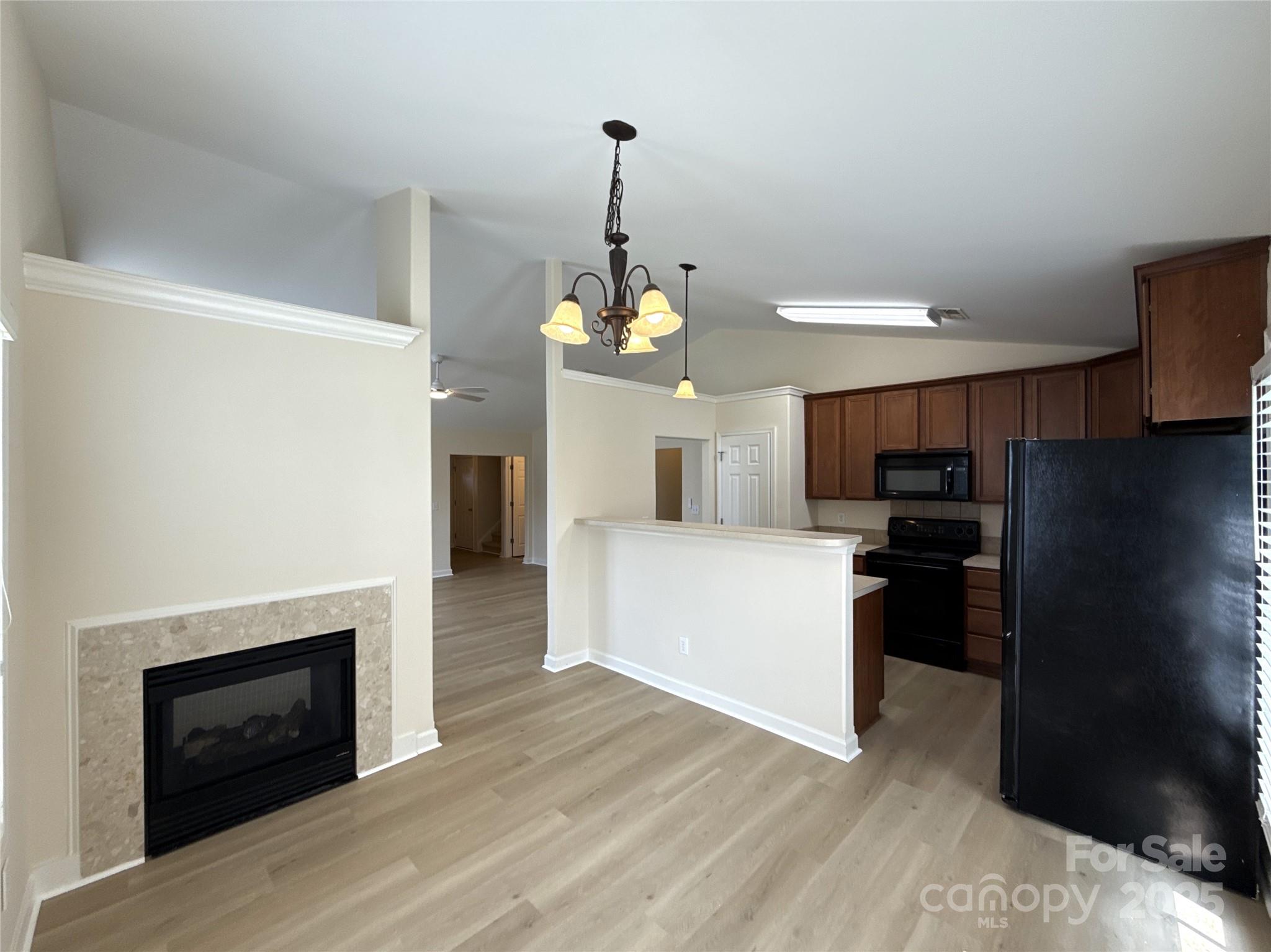 1423 Napa Street NW