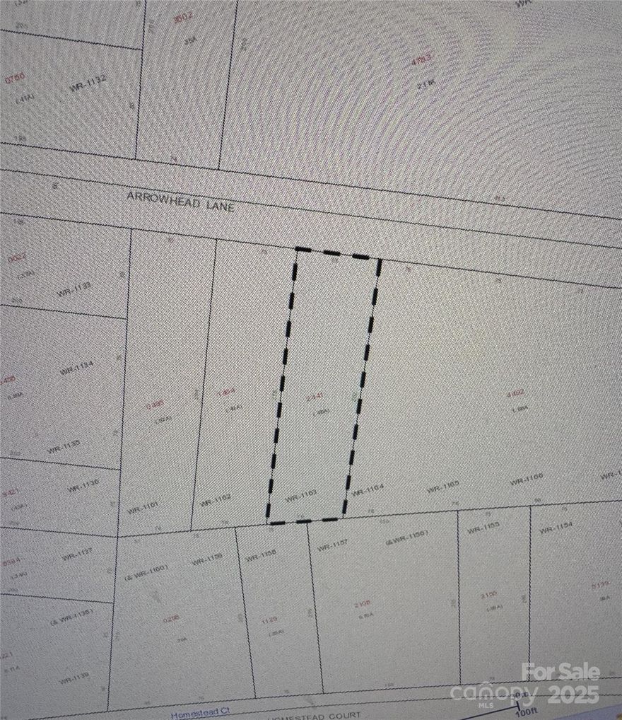 Woodrun Community, this lot has soil evaluation for 3 bedroom. Woodrun is a Gated Community offering a waterfront swimming pool & clubhouse, and community boat ramp. It offers additional amenities such as, playground, tennis/pickleball courts, basketball court, campground, and boat & dry storage with additional yearly lease (with waitlist). Woodrun is located near the Uwharrie National Forest and Morrow Mountain State Park