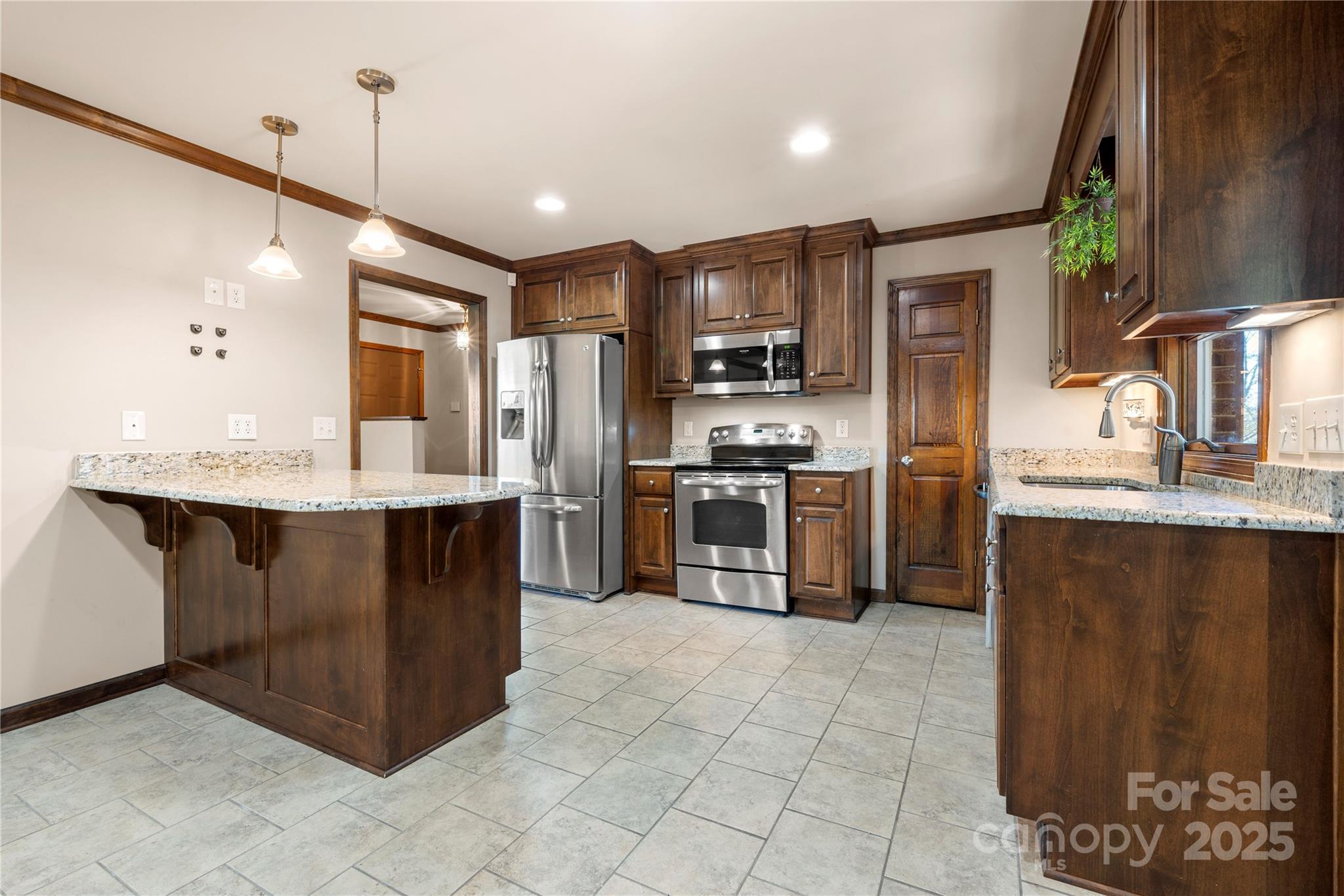 5303 Rogers Road