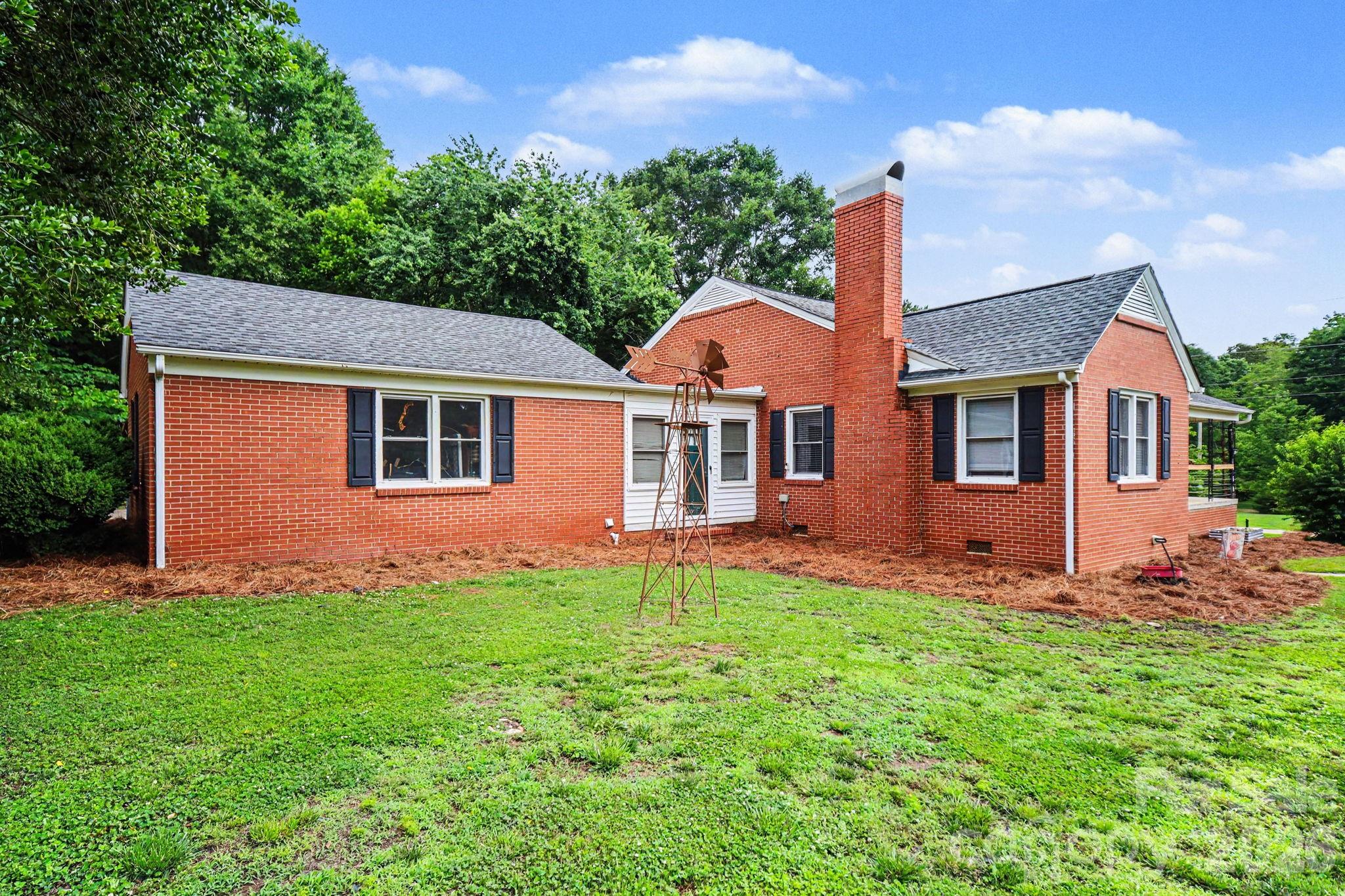 1224 Petes Road