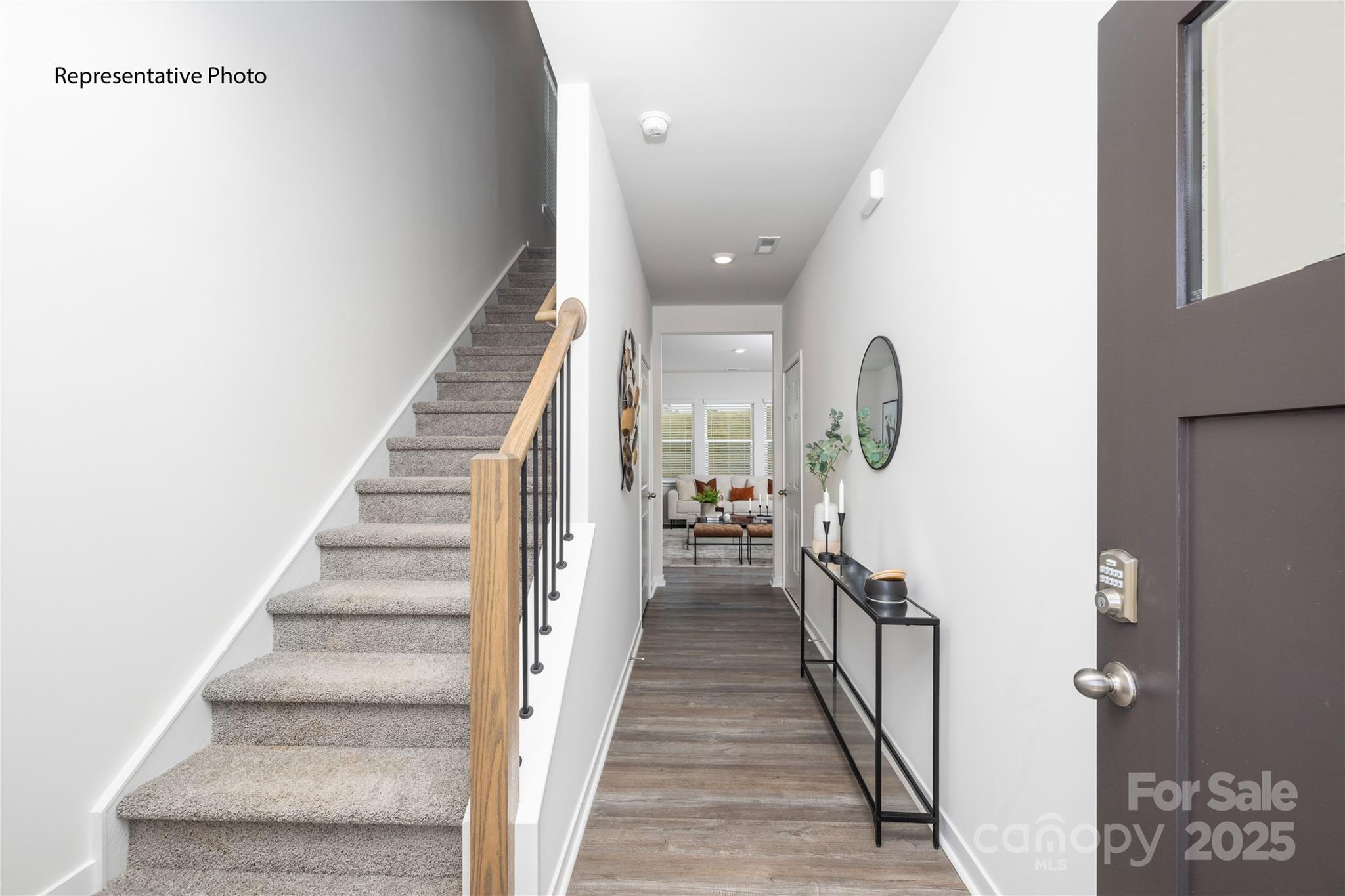 1049 20th Avenue Loop SE