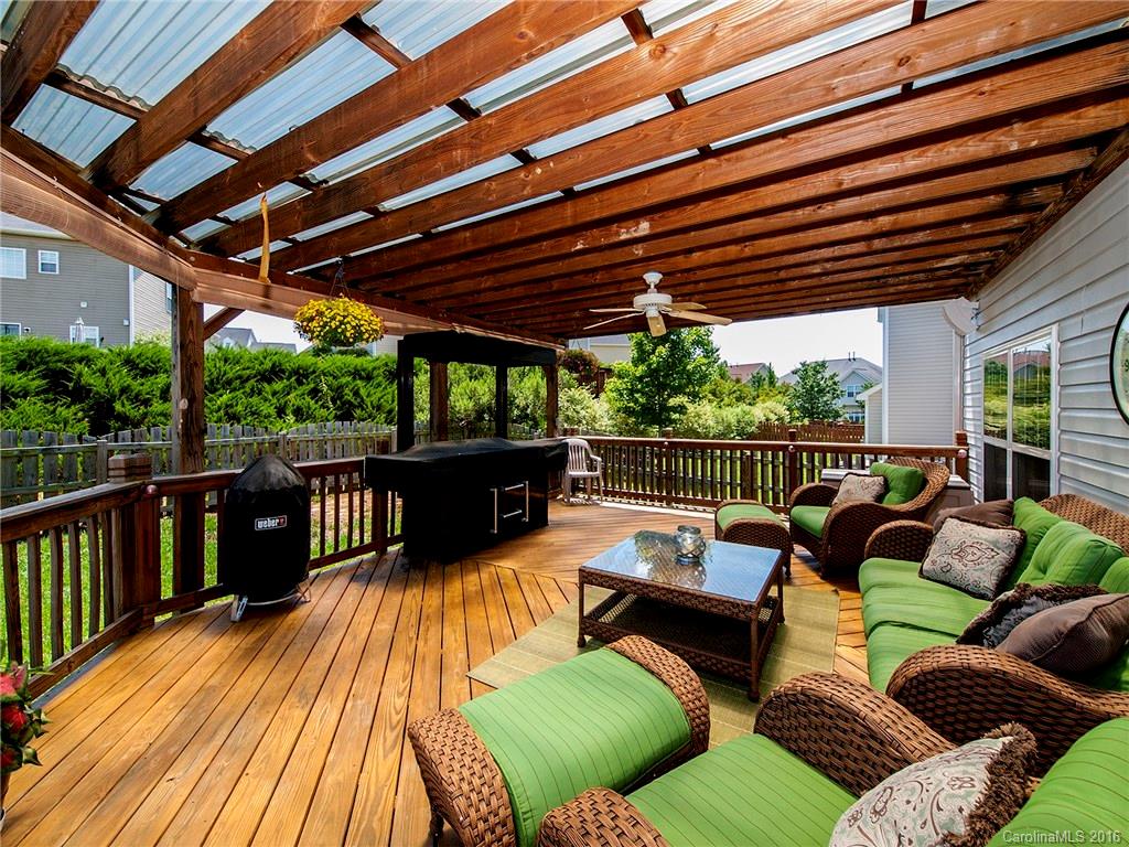 Moss Creek Village - Residential