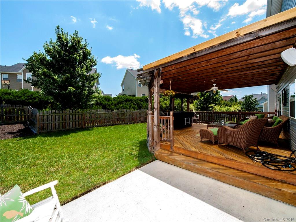 Moss Creek Village - Residential