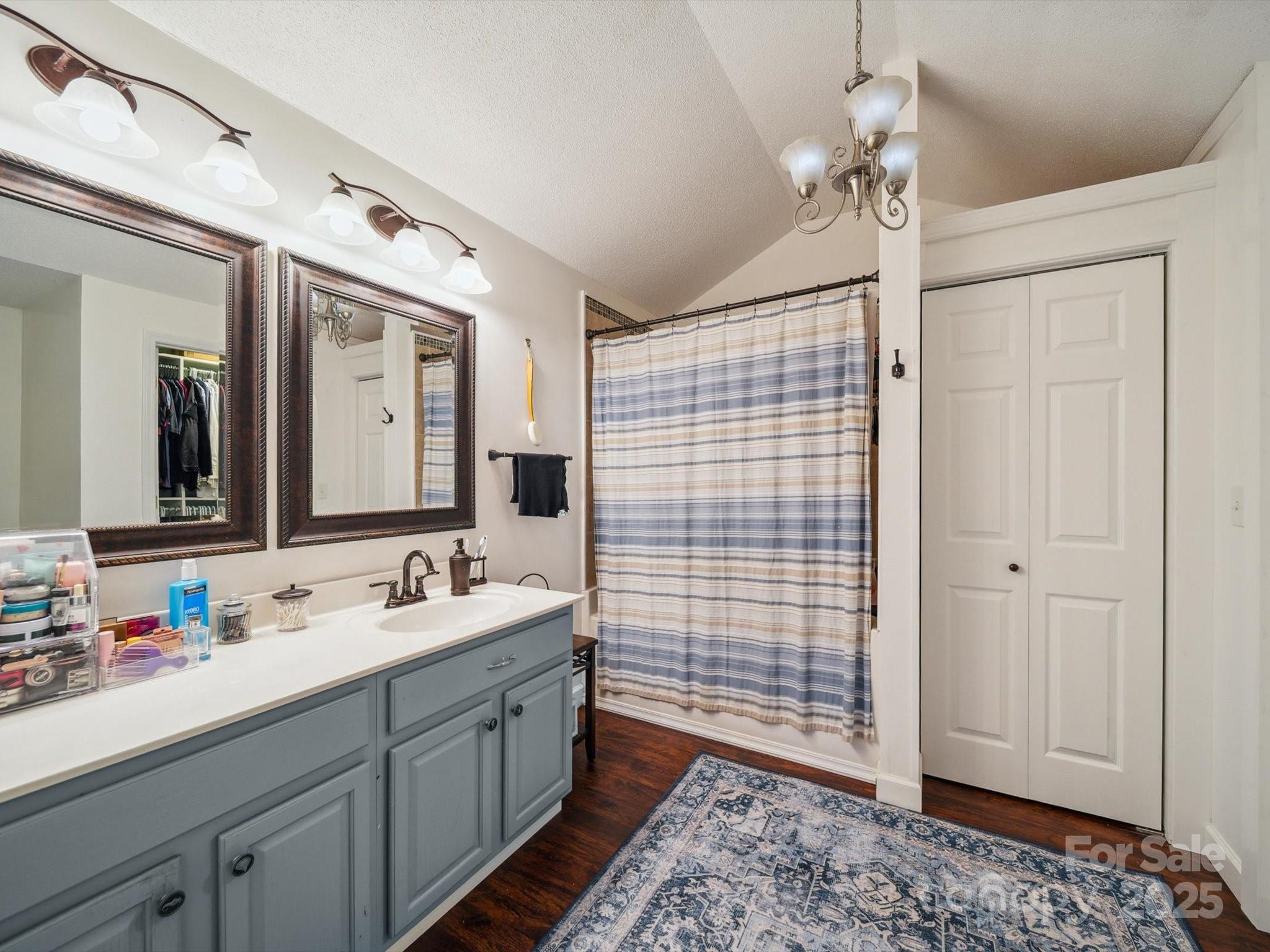 Forest Oaks - Residential