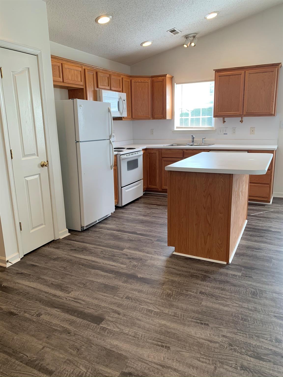 The Clusters - Residential Lease