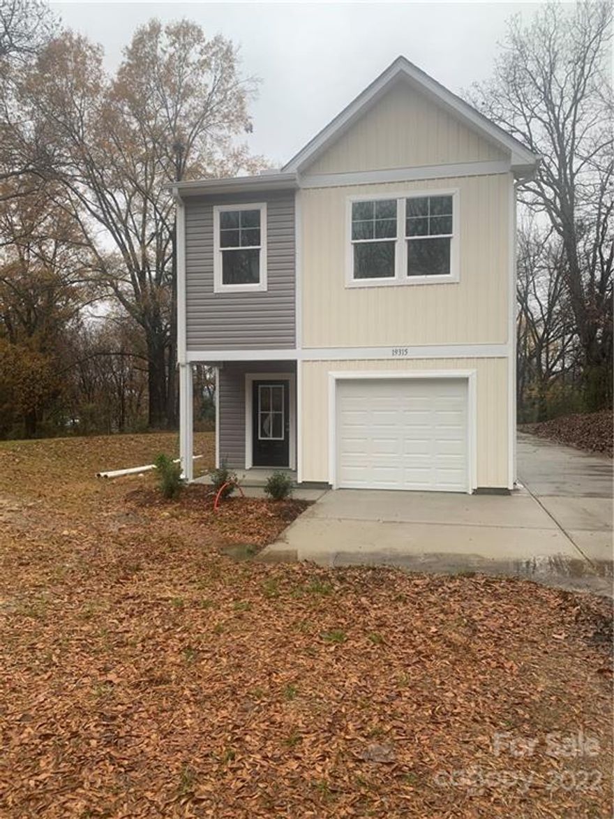 Move-In Ready New Construction Home!  This adorable floorplan must be seen. The primary bedroom has an ensuite bath and a great Walk-In Closet.  This is a great opportunity to use the 2nd unit as an investment property.