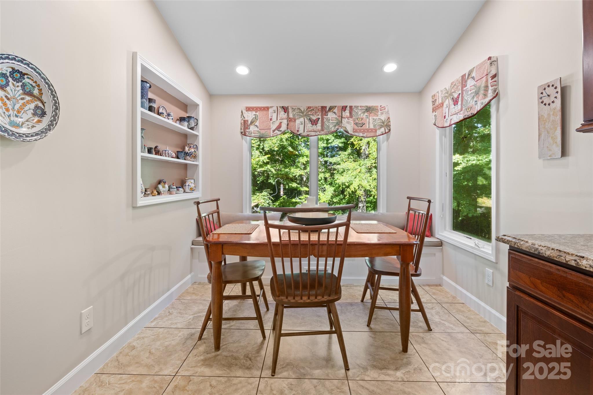 Clifflure Estates - Residential