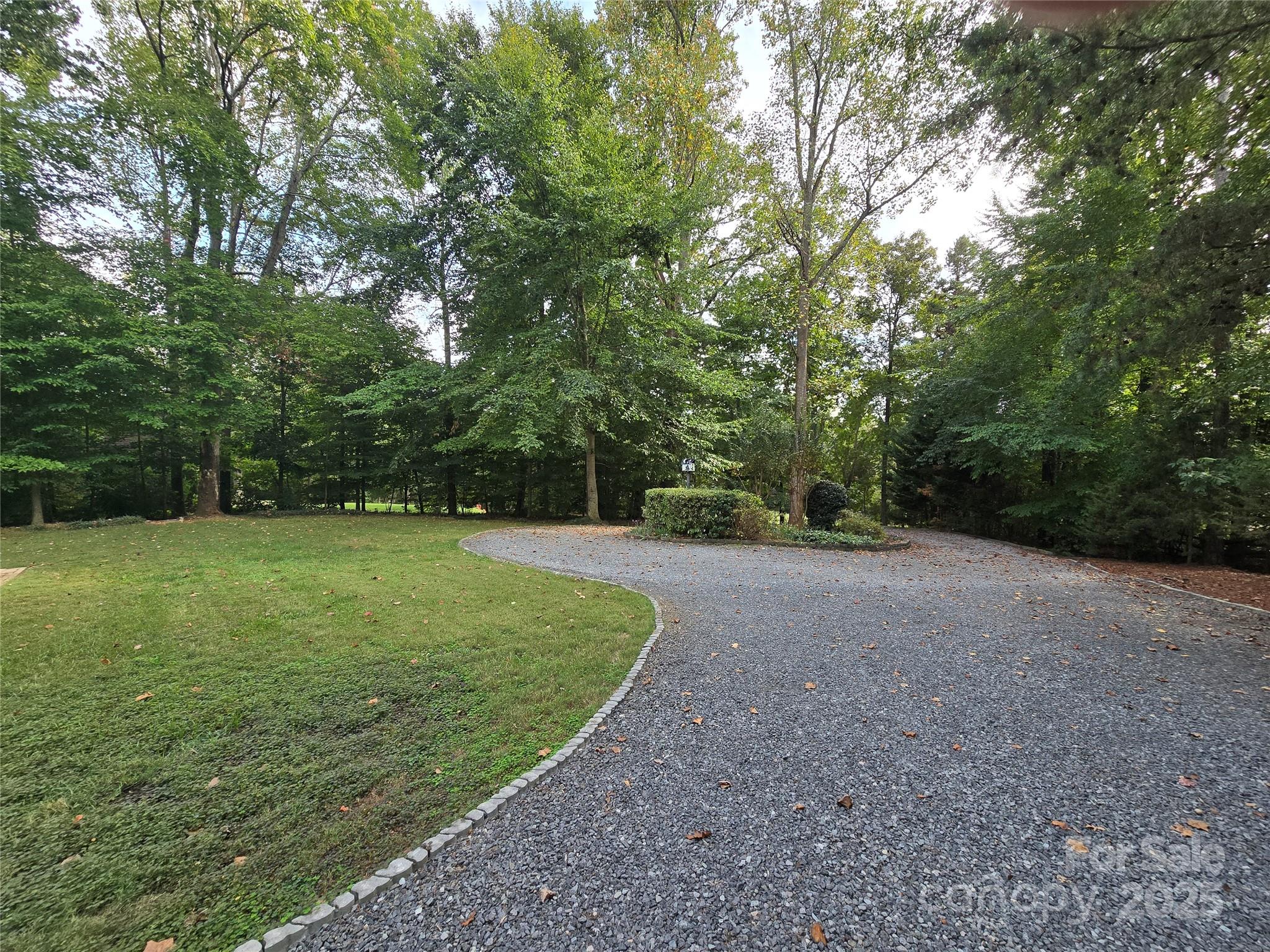 1326 Clifflure Lane