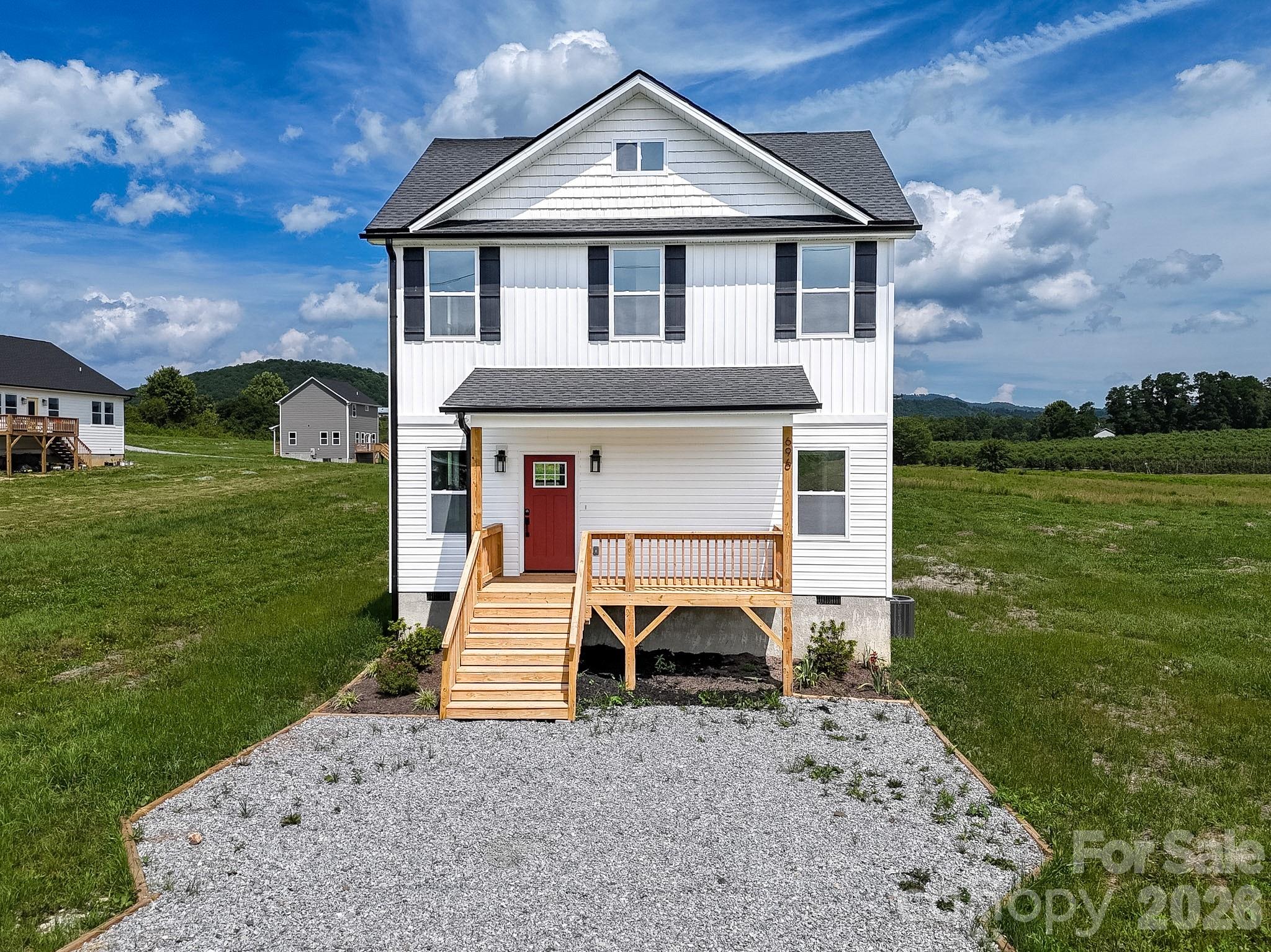 696 Beehive Road