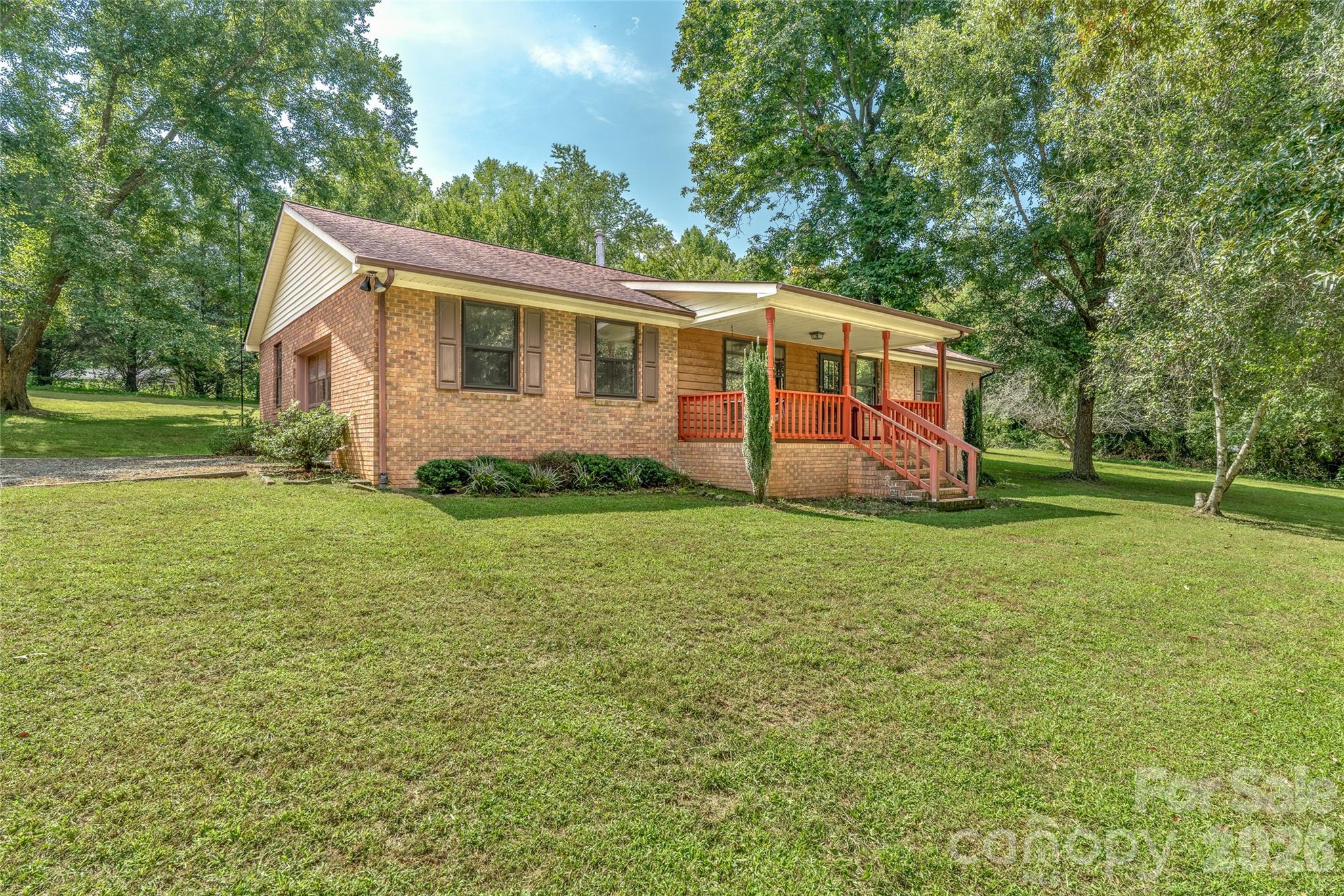 27 Windy Acres Drive