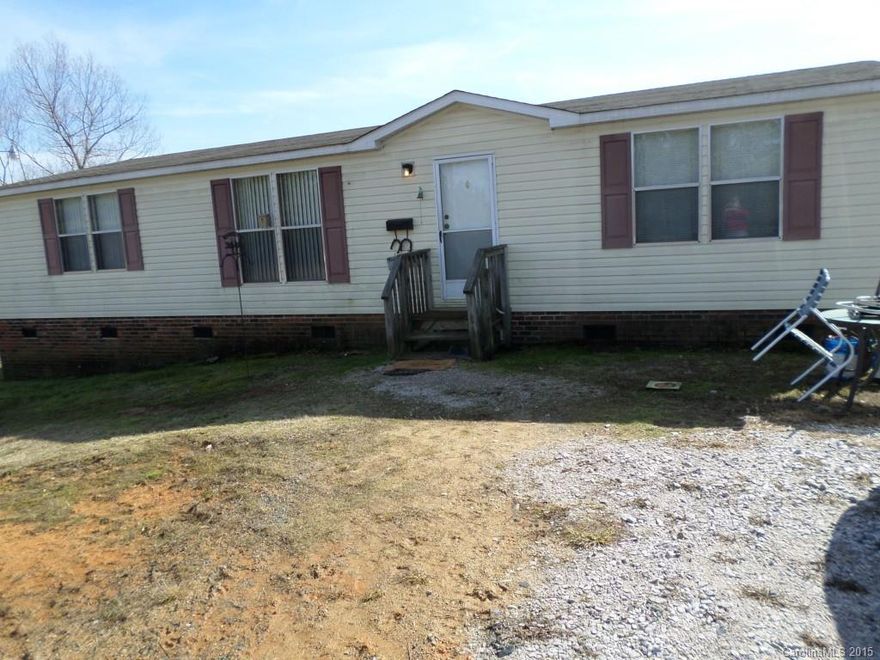 This is a 3 bedroom, two bath, split Floorplan includes a  dining area and laundry room. The home sits on a large two acre lot providing privacy and giving you country living at its best. A motivated seller and great sales price means this listing won't last long so set up an appointment today!