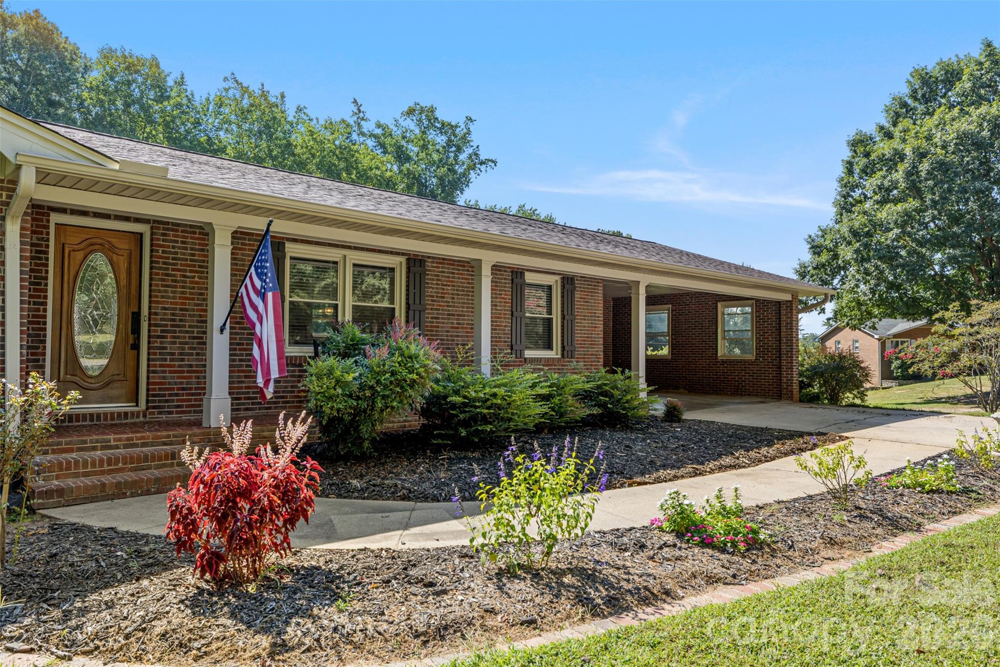 4022 Lynn Circle