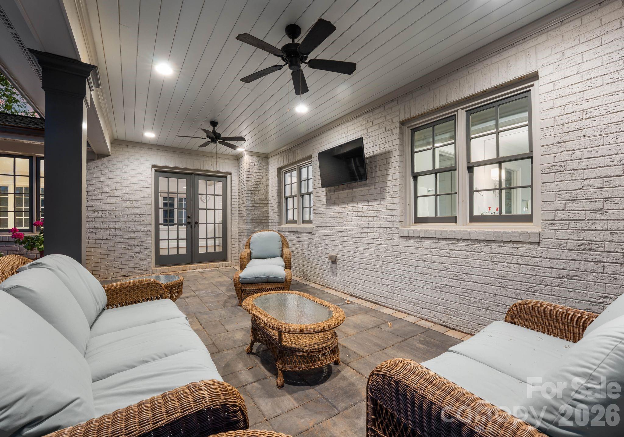 Myers Park - Residential