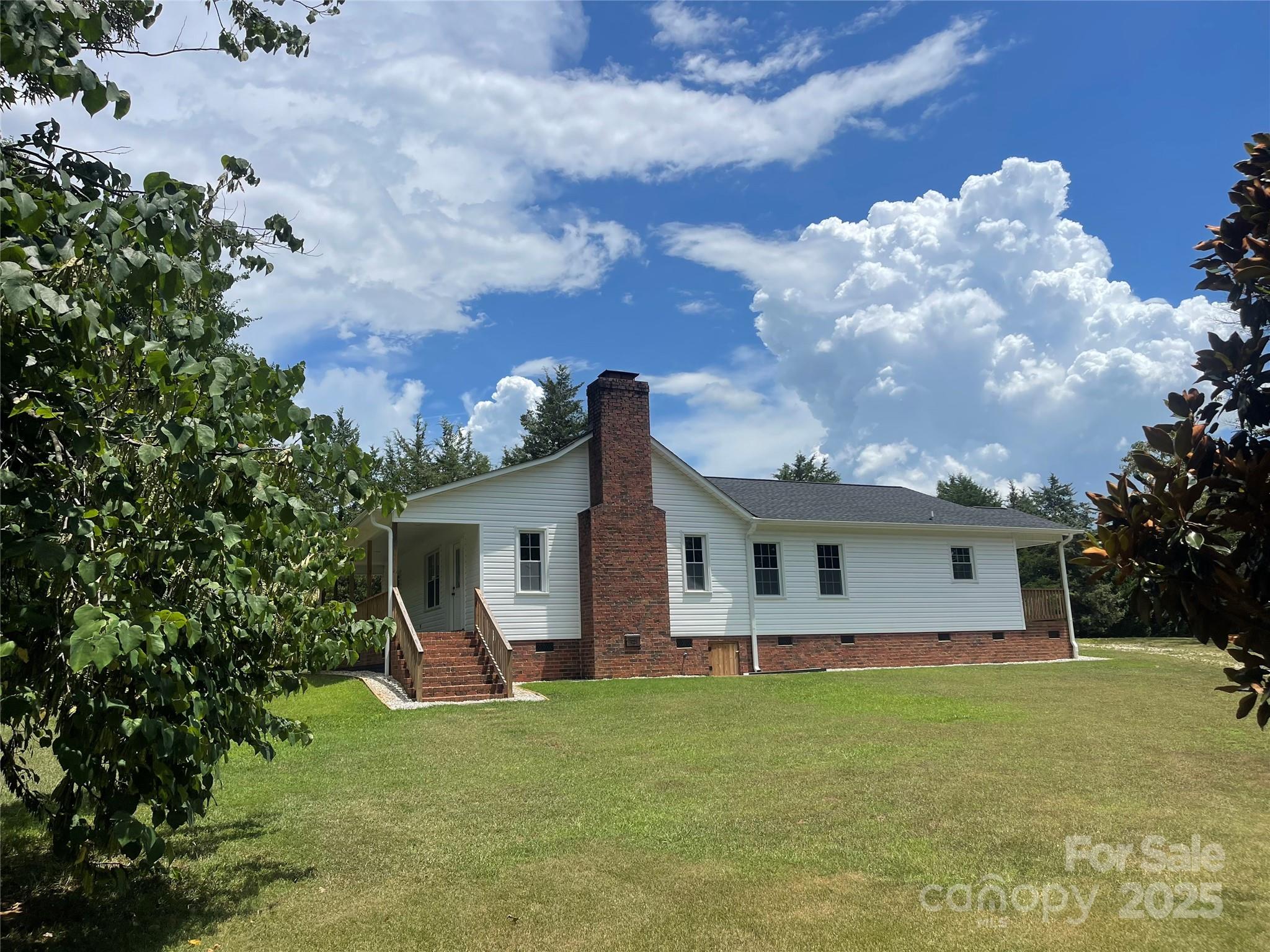 1955 Kadena Lane