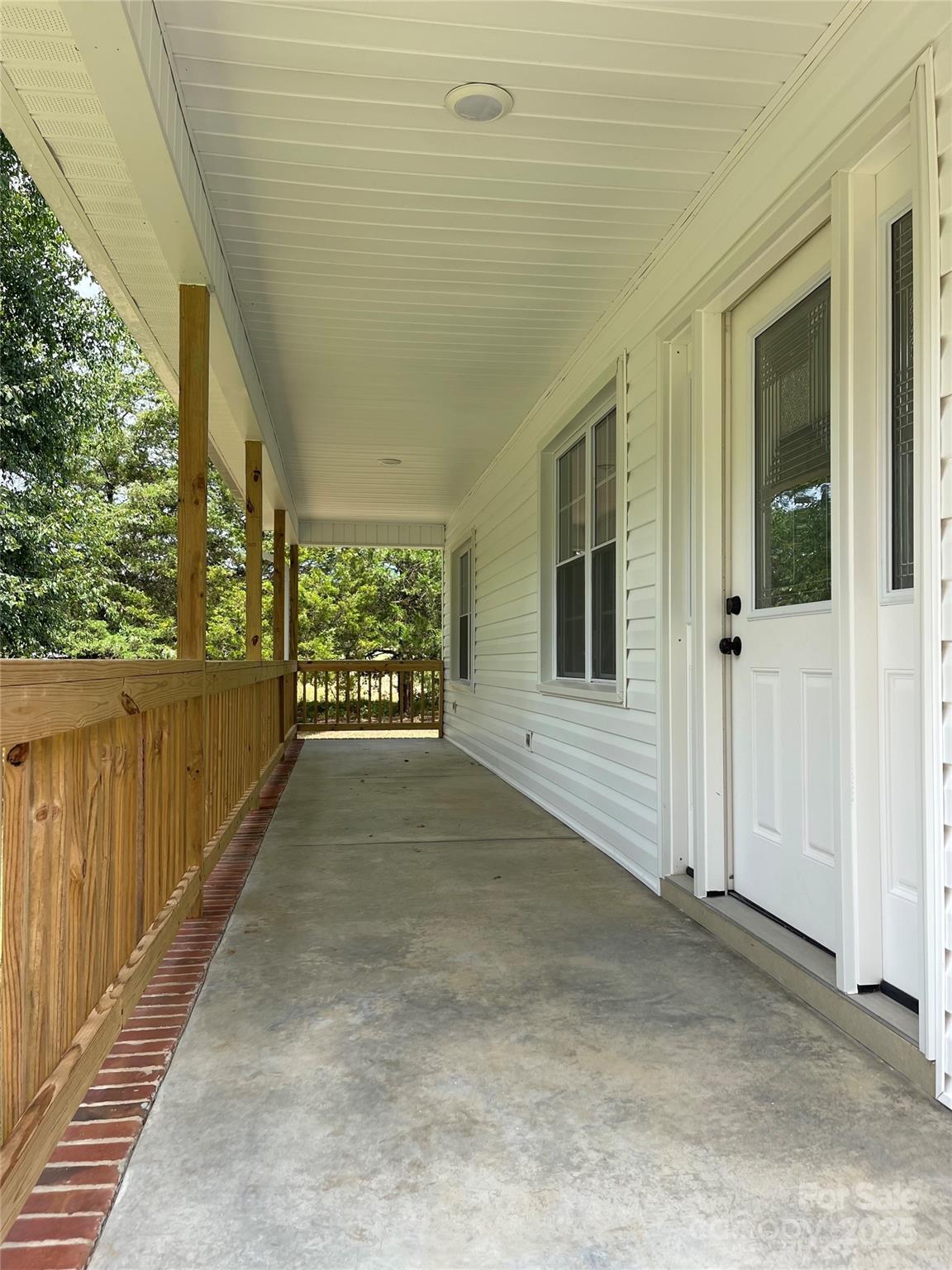 1955 Kadena Lane