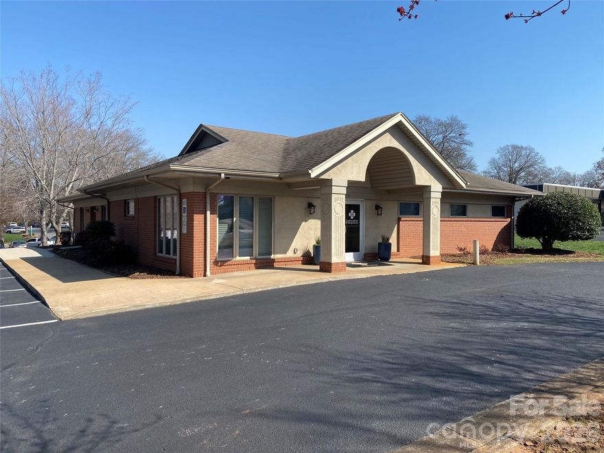 Established tenant in place.  Zoning RO. 2696 sq ft medical office with 18 parking places.