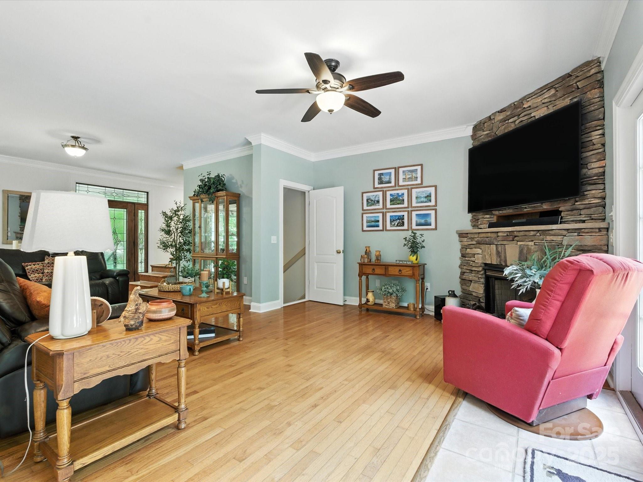 Quiet Creek - Residential