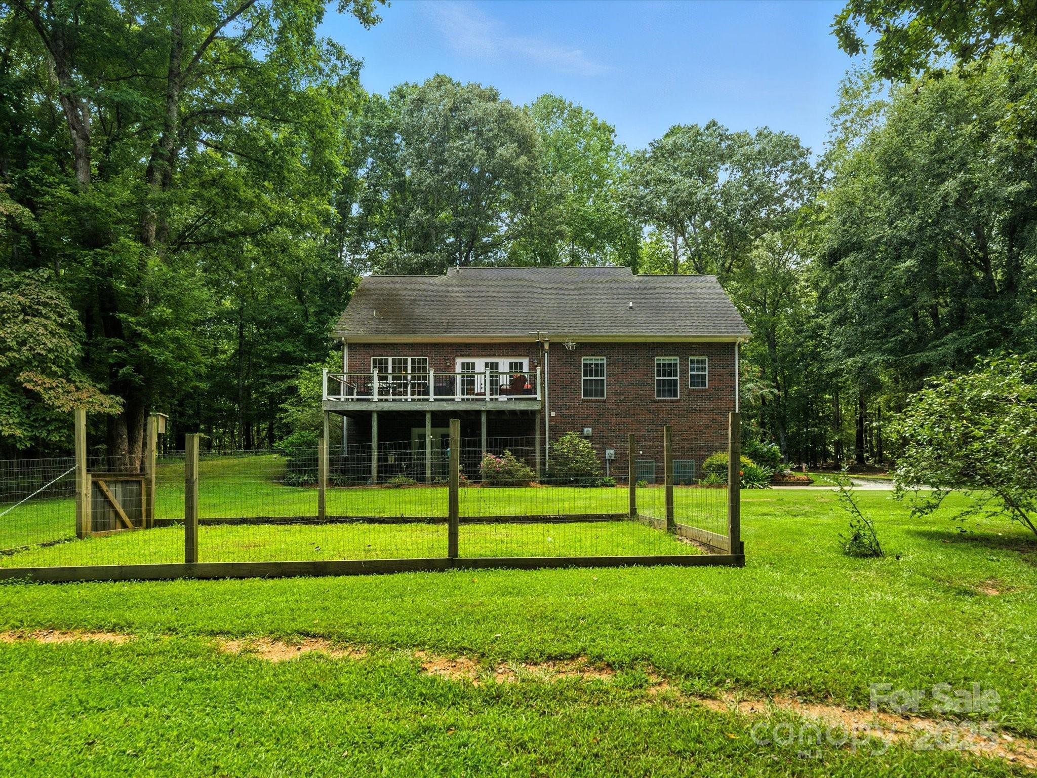 Quiet Creek - Residential