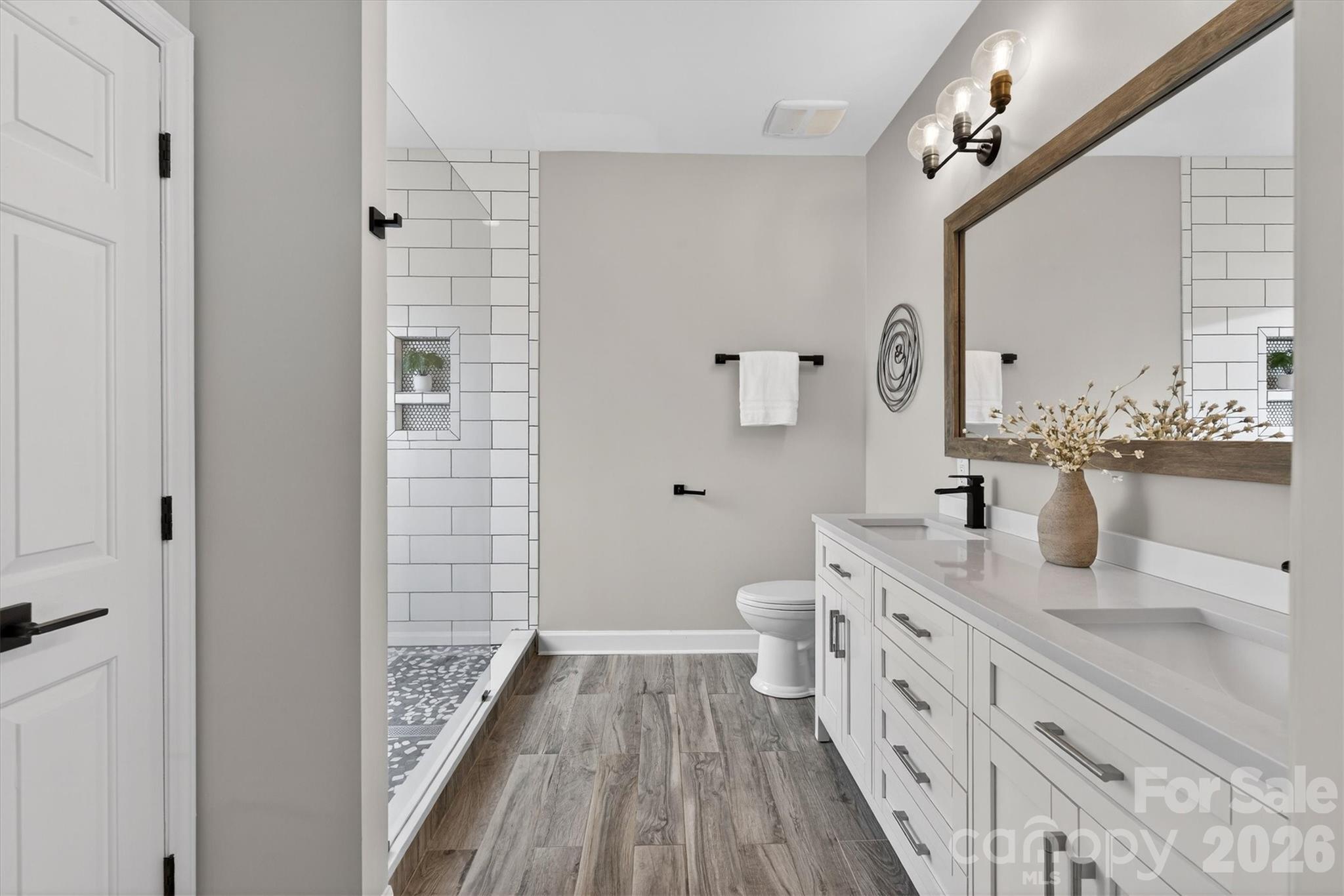 Cameron Wood - Residential