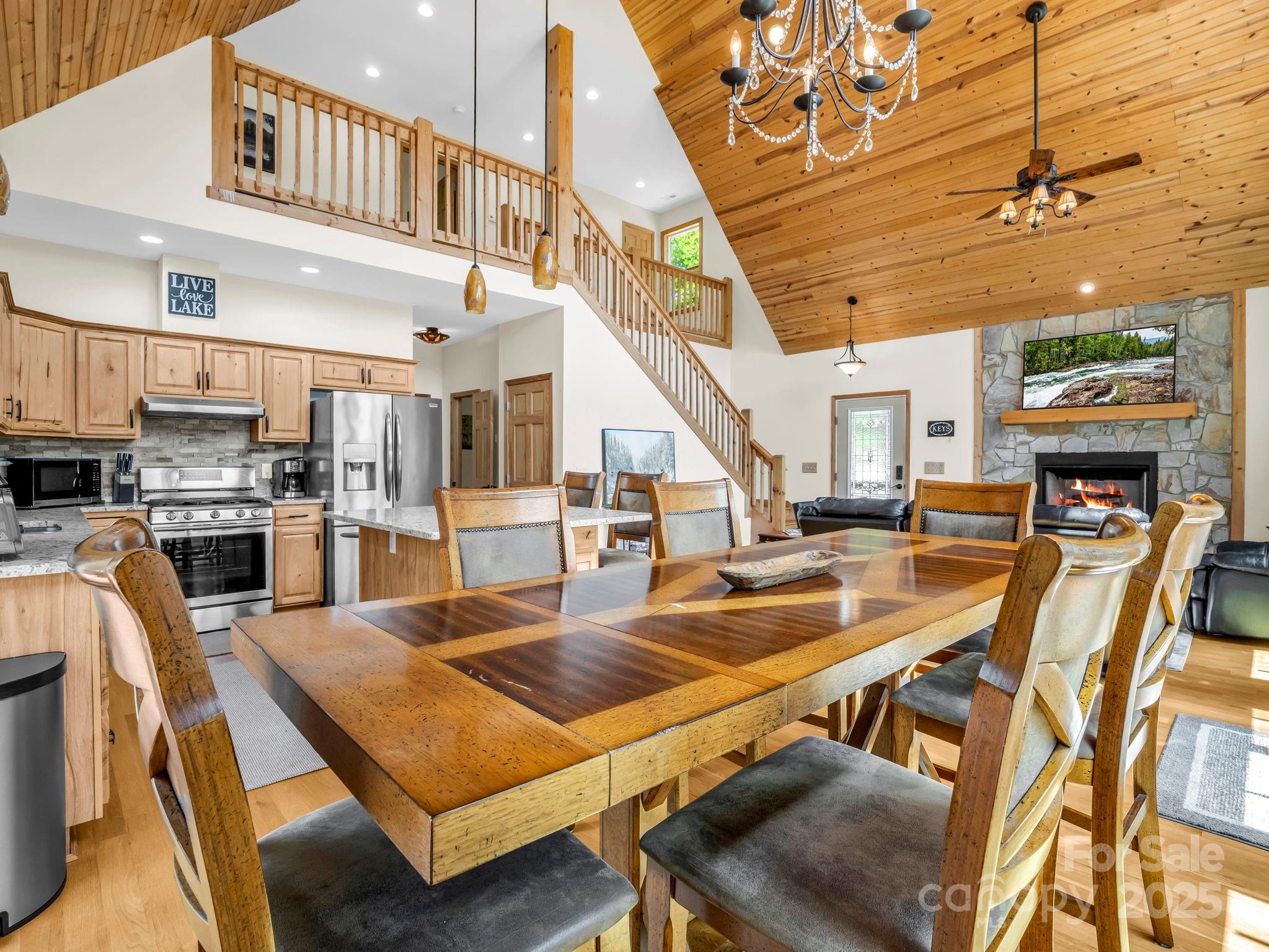 Rumbling Bald on Lake Lure - Residential