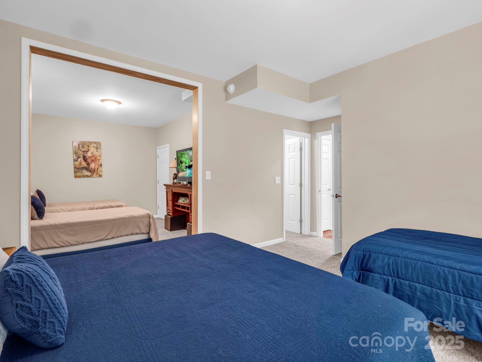 Rumbling Bald on Lake Lure - Residential