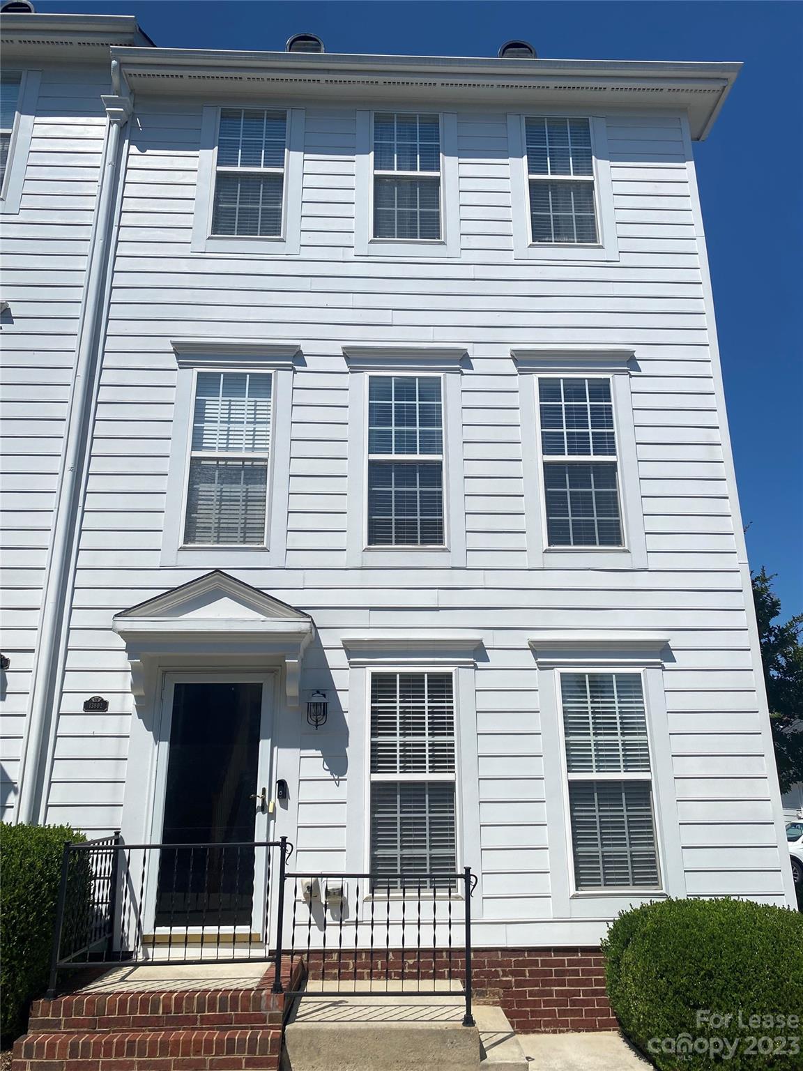 Vermillion - Residential Lease