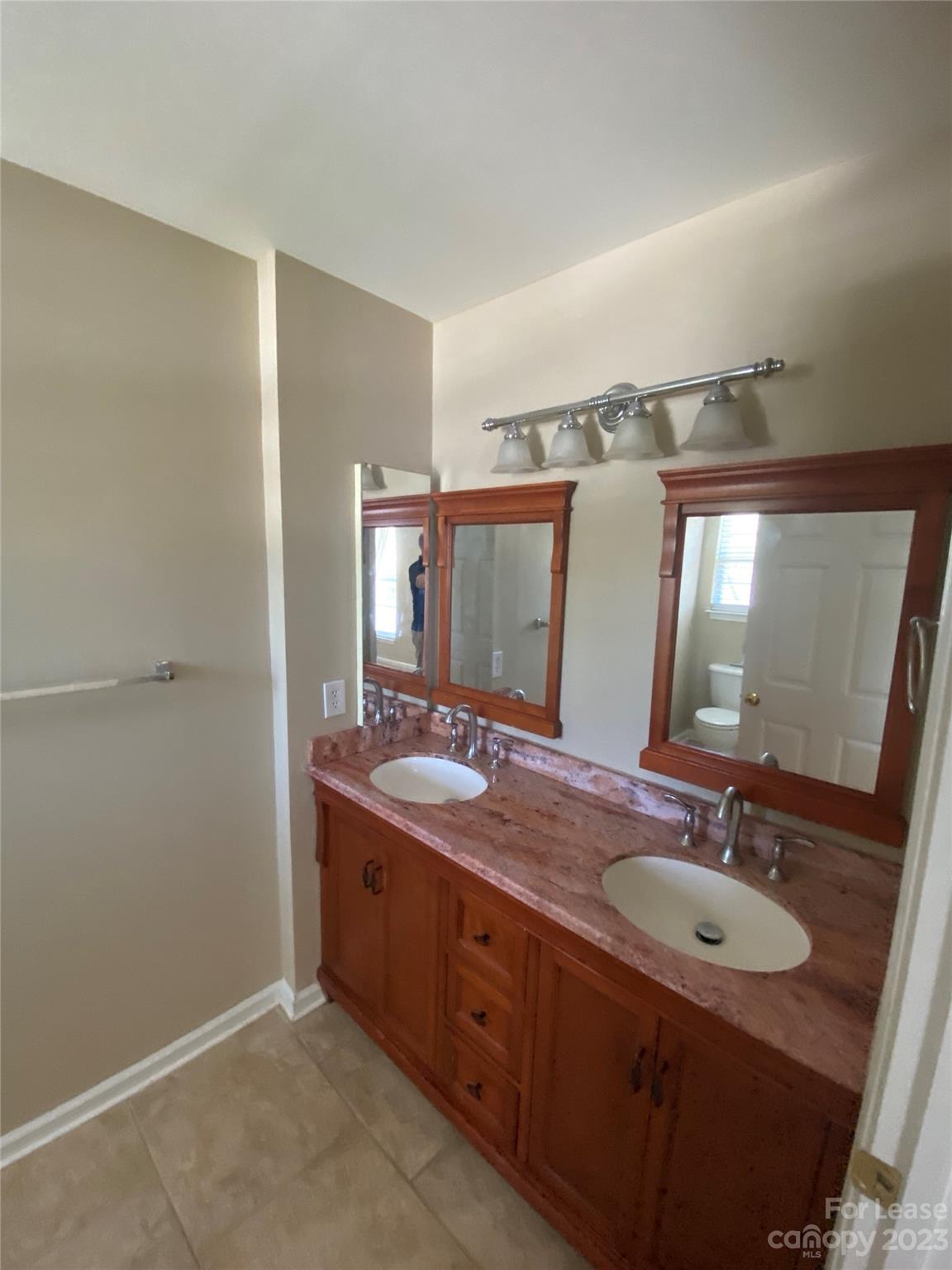 Vermillion - Residential Lease