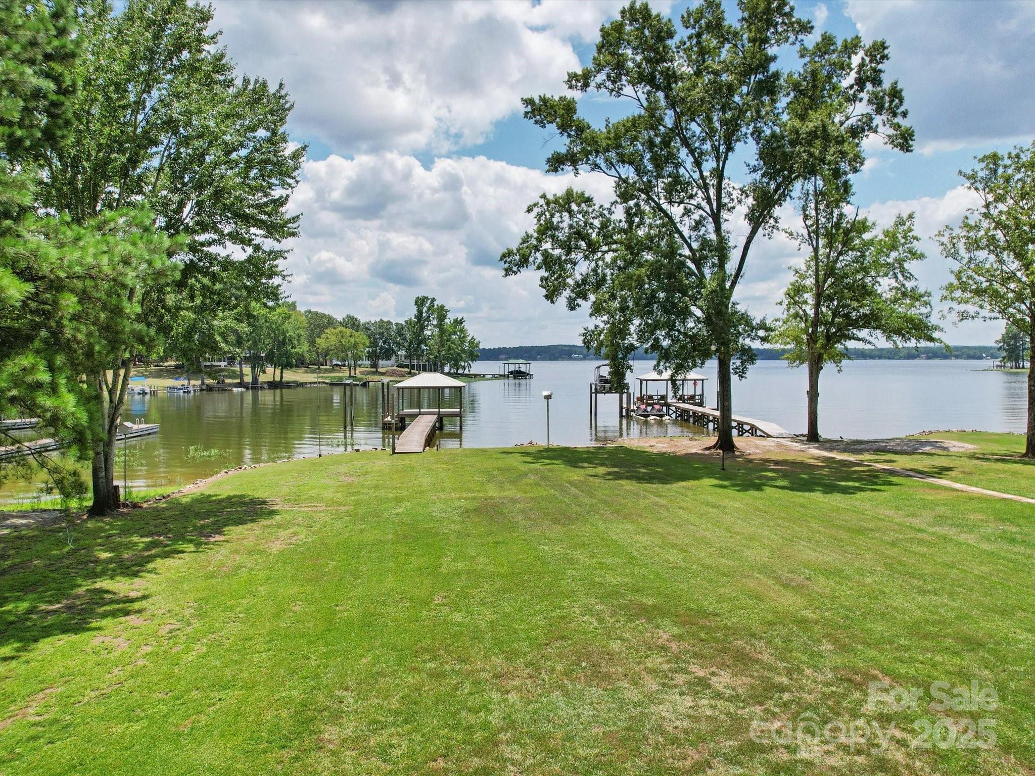 2364 Lakeside Drive