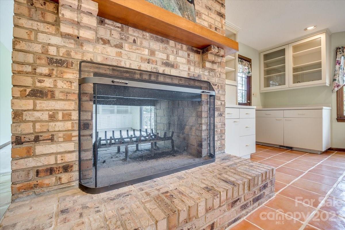 River Hills - Residential