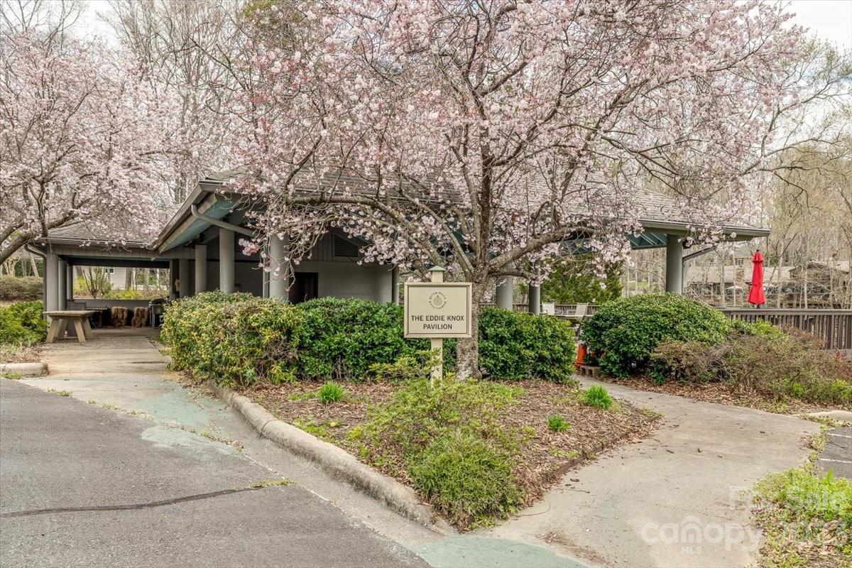 River Hills - Residential