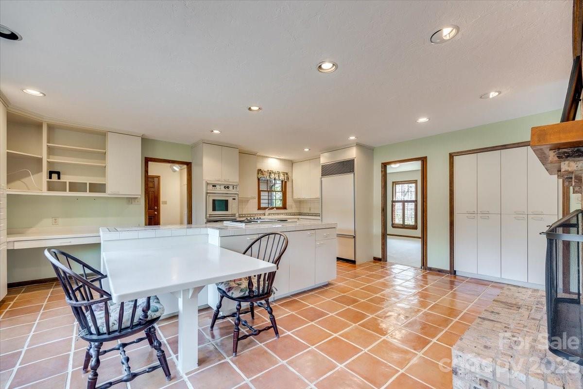 River Hills - Residential