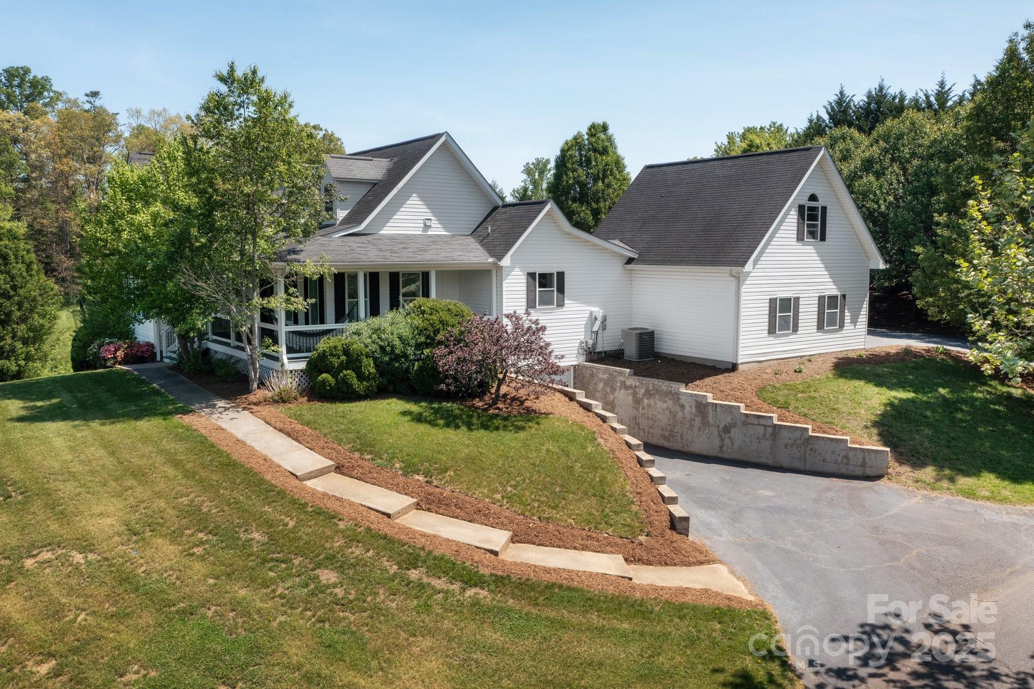44 White Thorn Drive