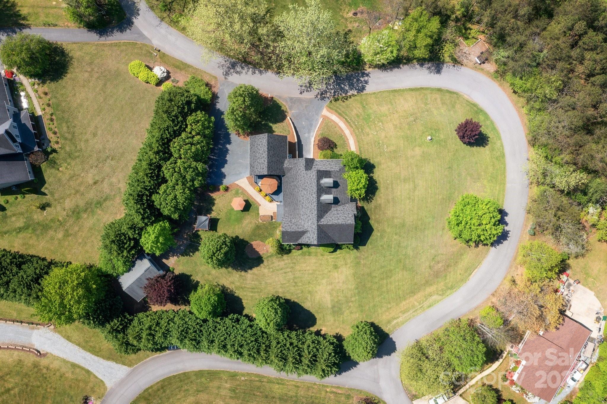 44 White Thorn Drive