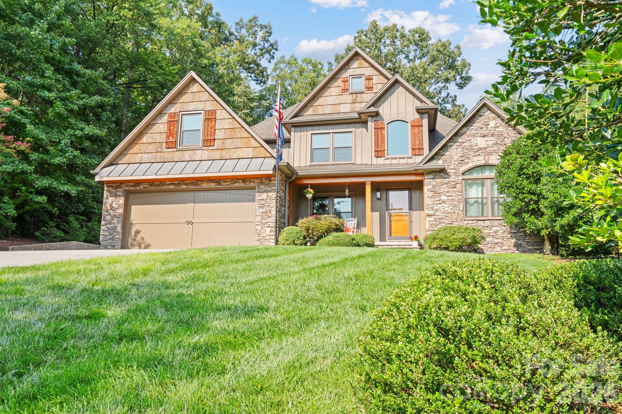 2214 Flanagan Drive