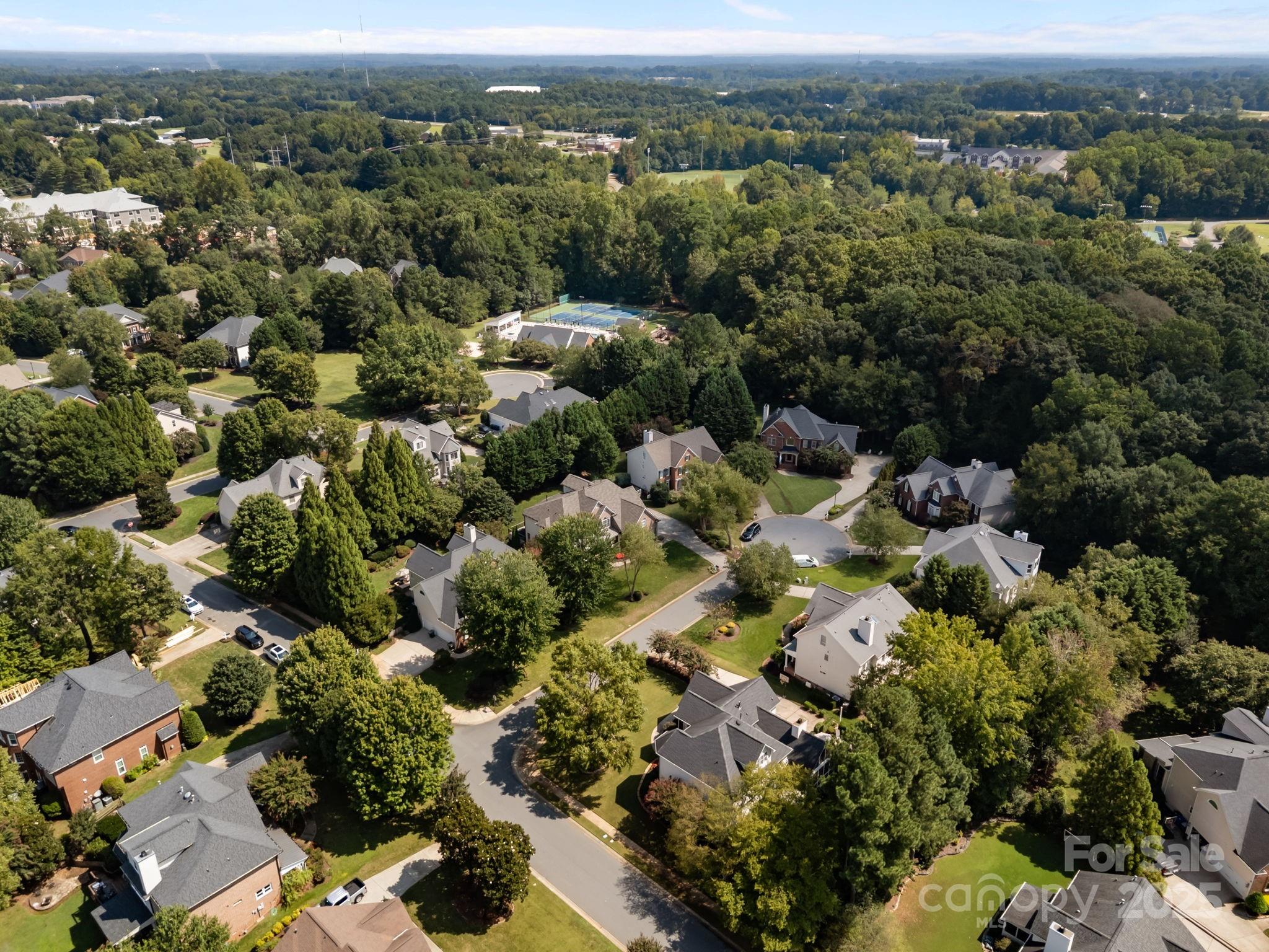 The Hamptons - Residential