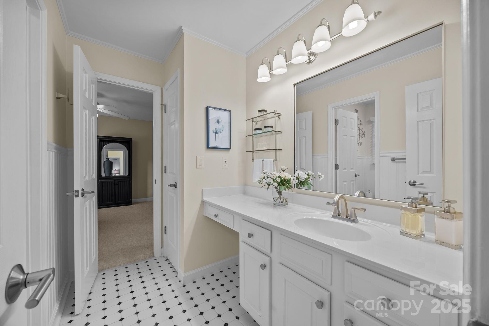 The Hamptons - Residential