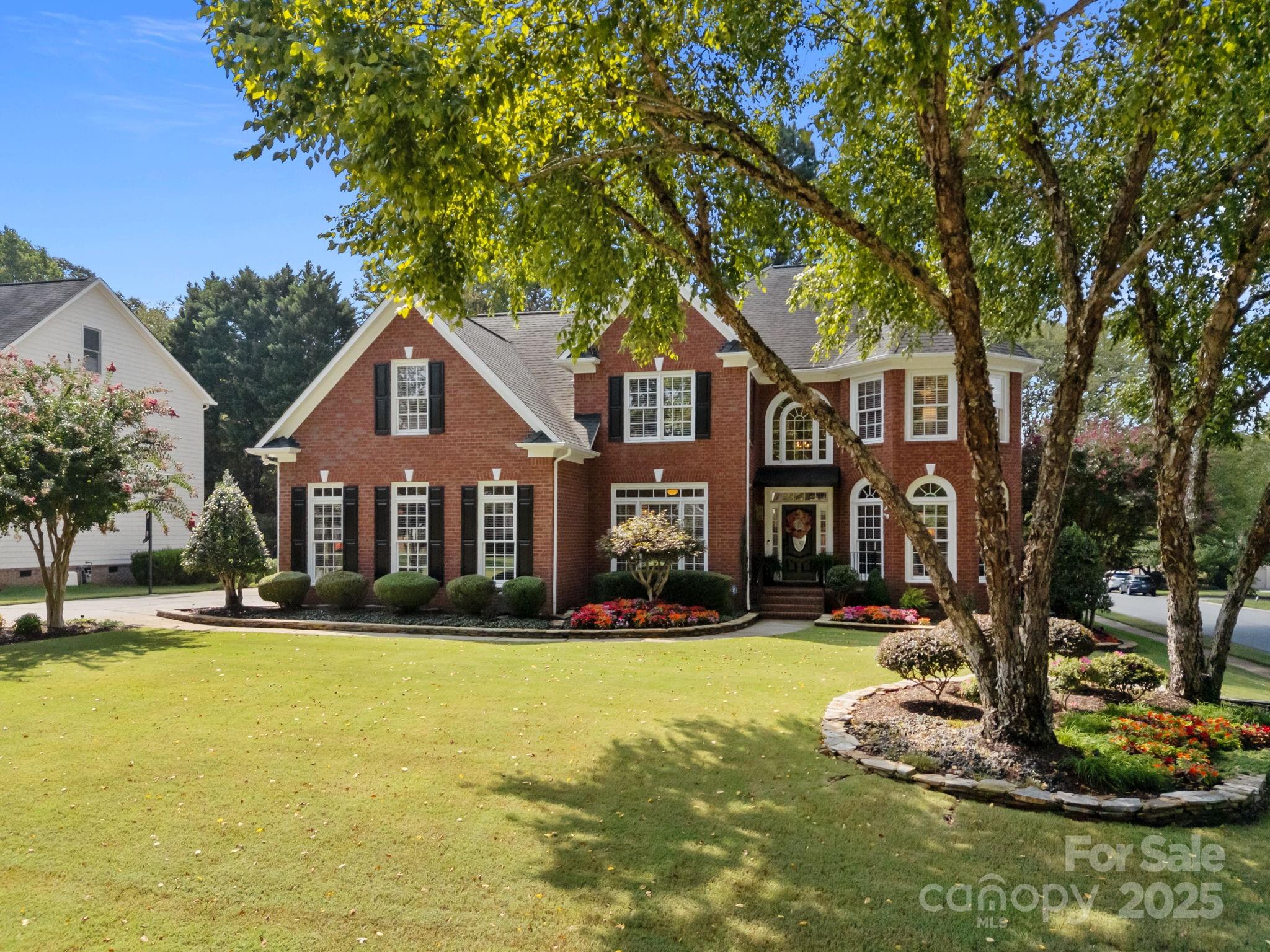 The Hamptons - Residential
