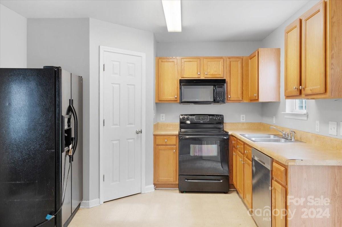 Henderson Oaks - Residential