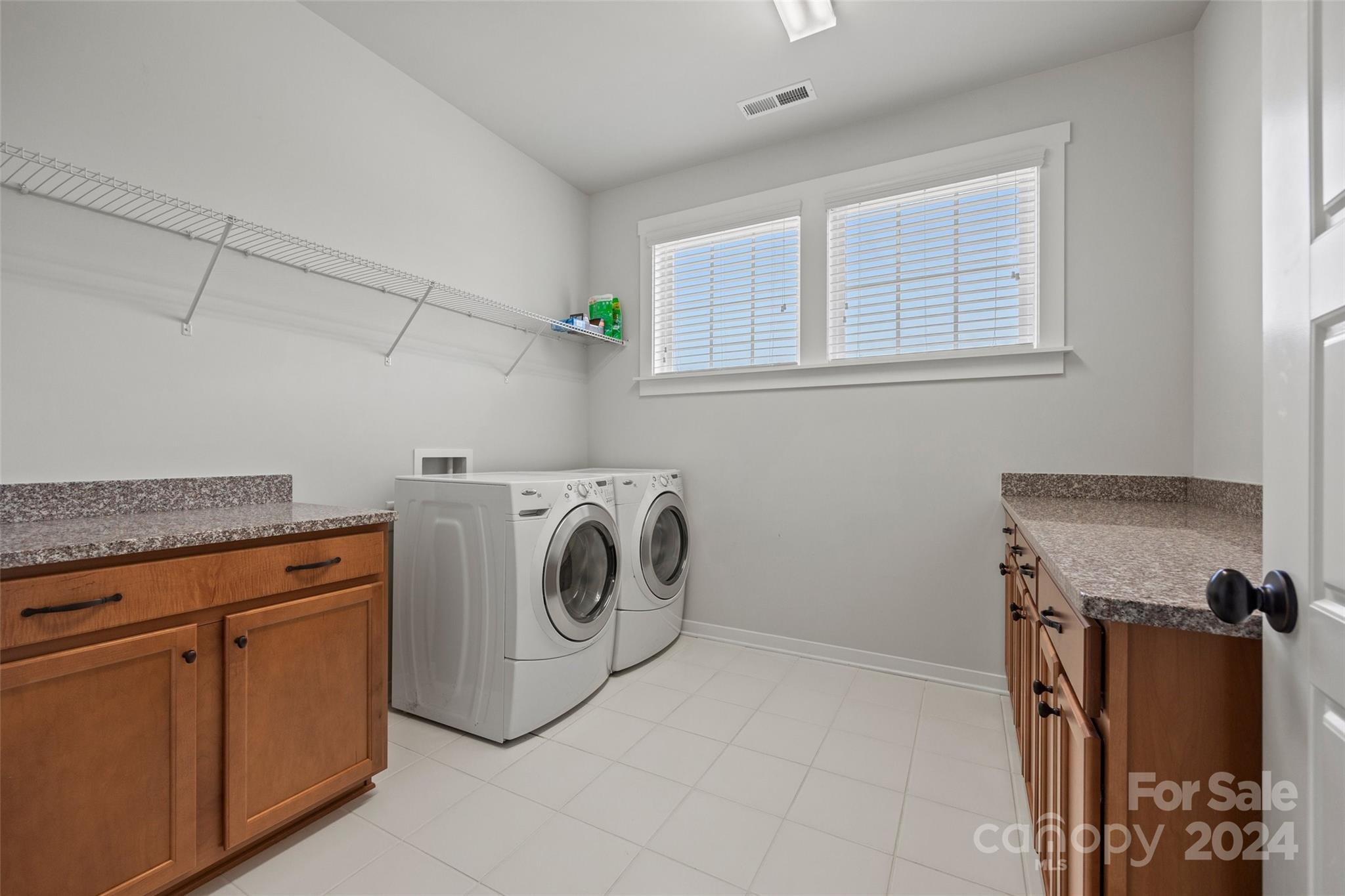 Paddlers Cove - Residential