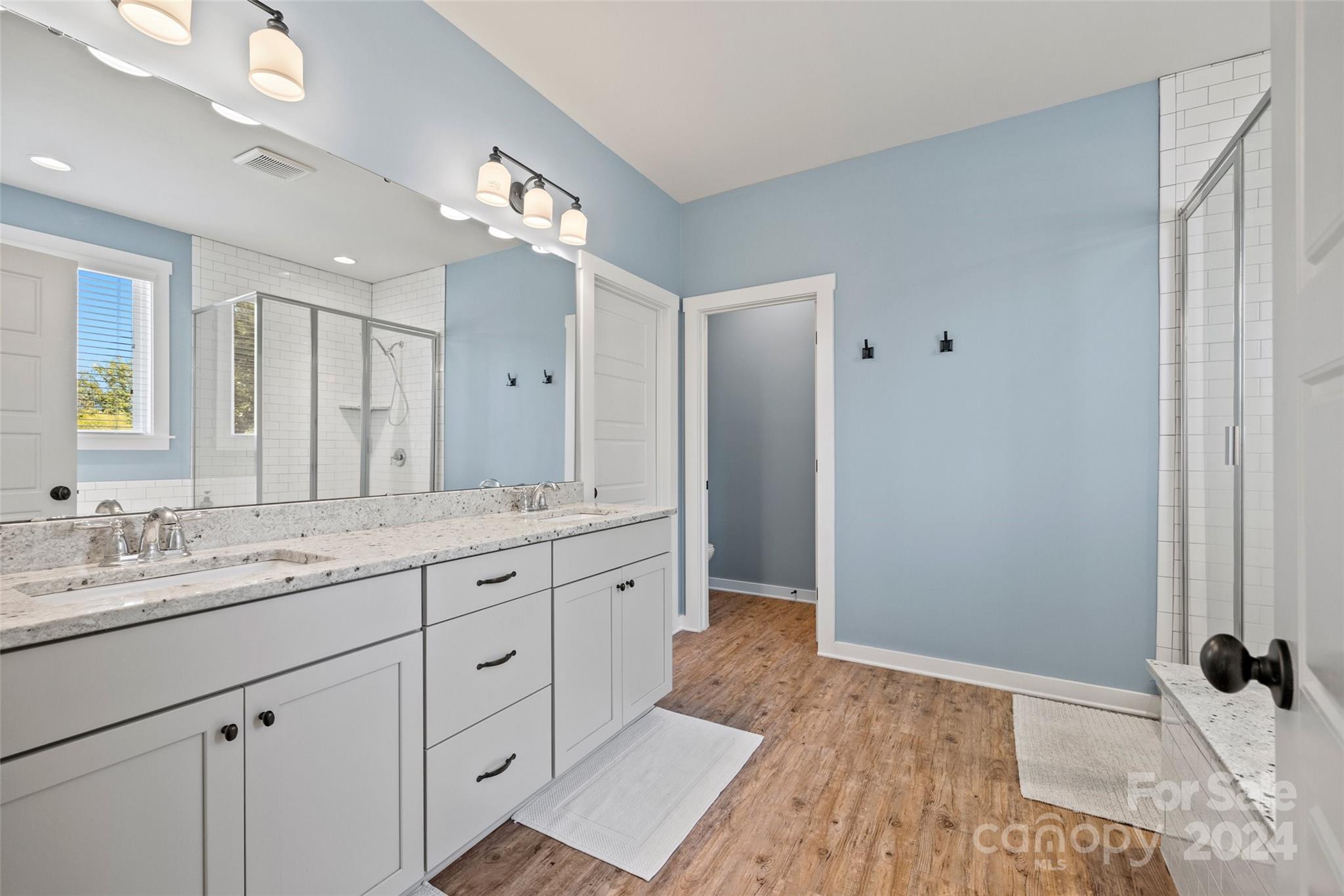 Paddlers Cove - Residential