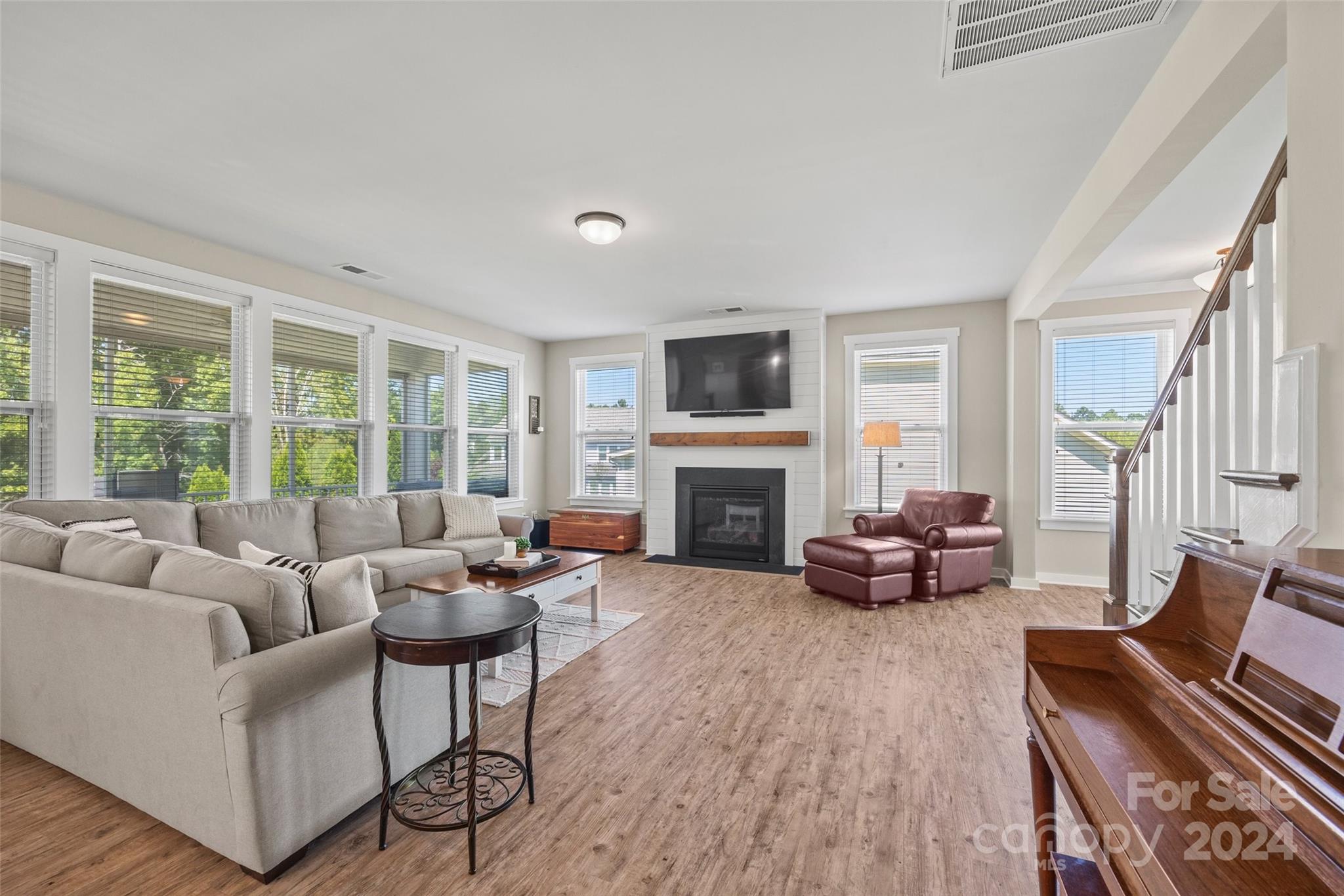 Paddlers Cove - Residential