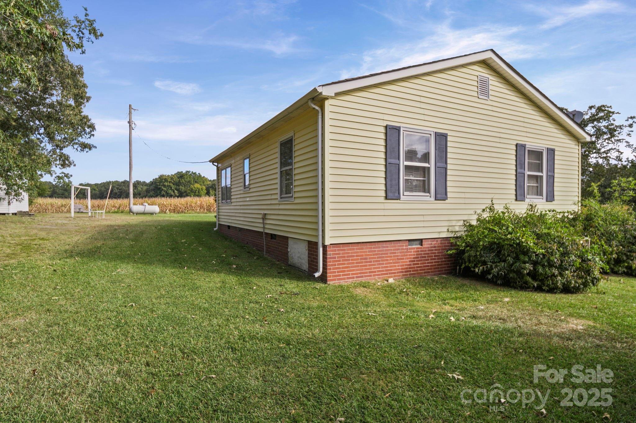 6008 Old Goldmine Road