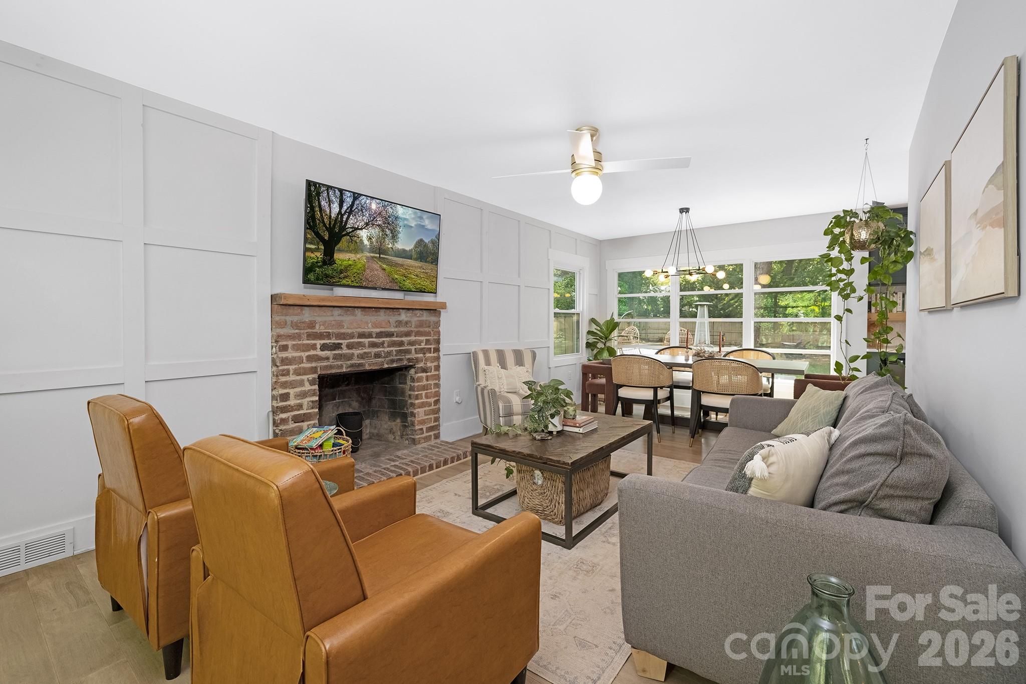 6213 Sharon Road